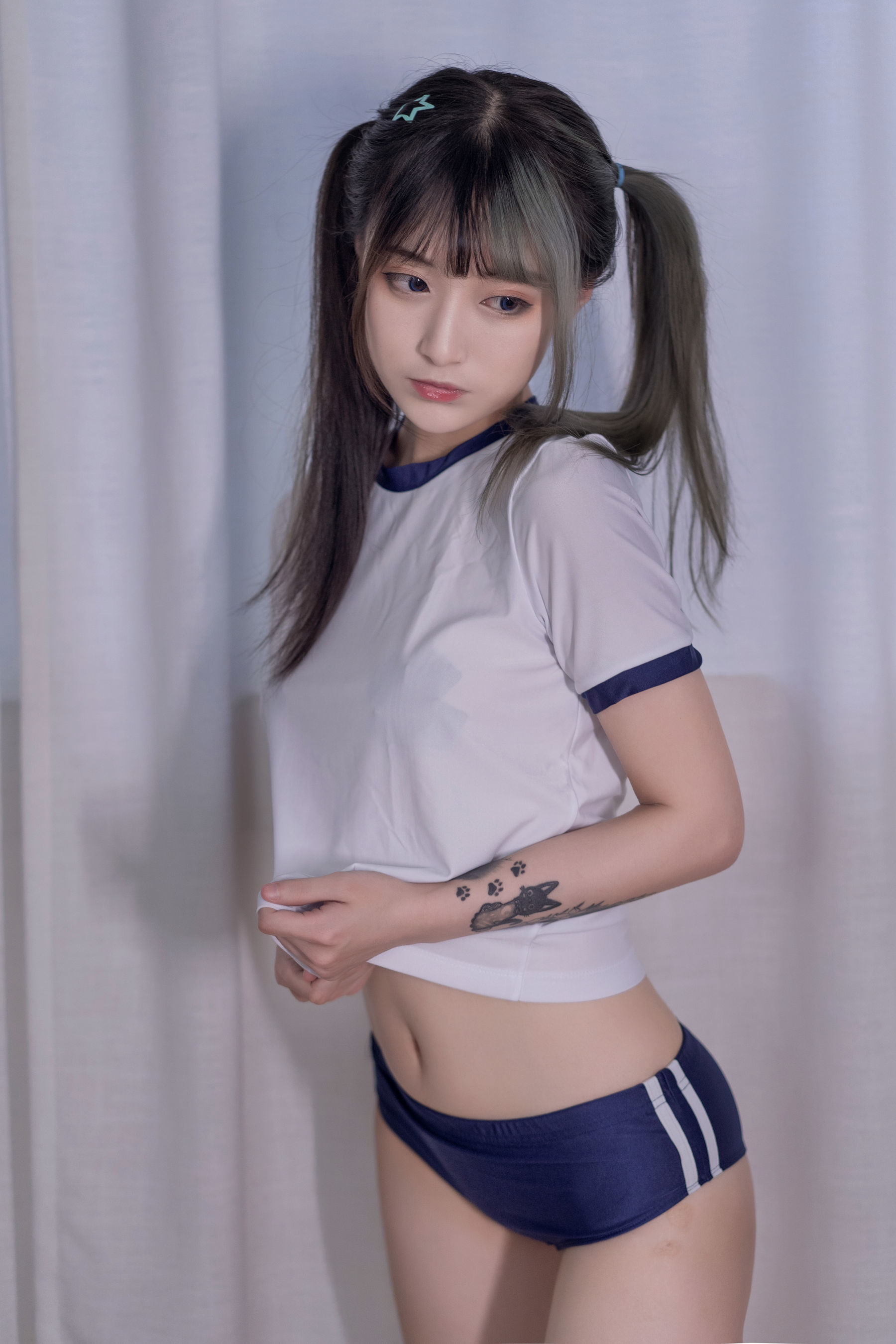 动漫博主铁板烧鬼舞w - 体操服-图15