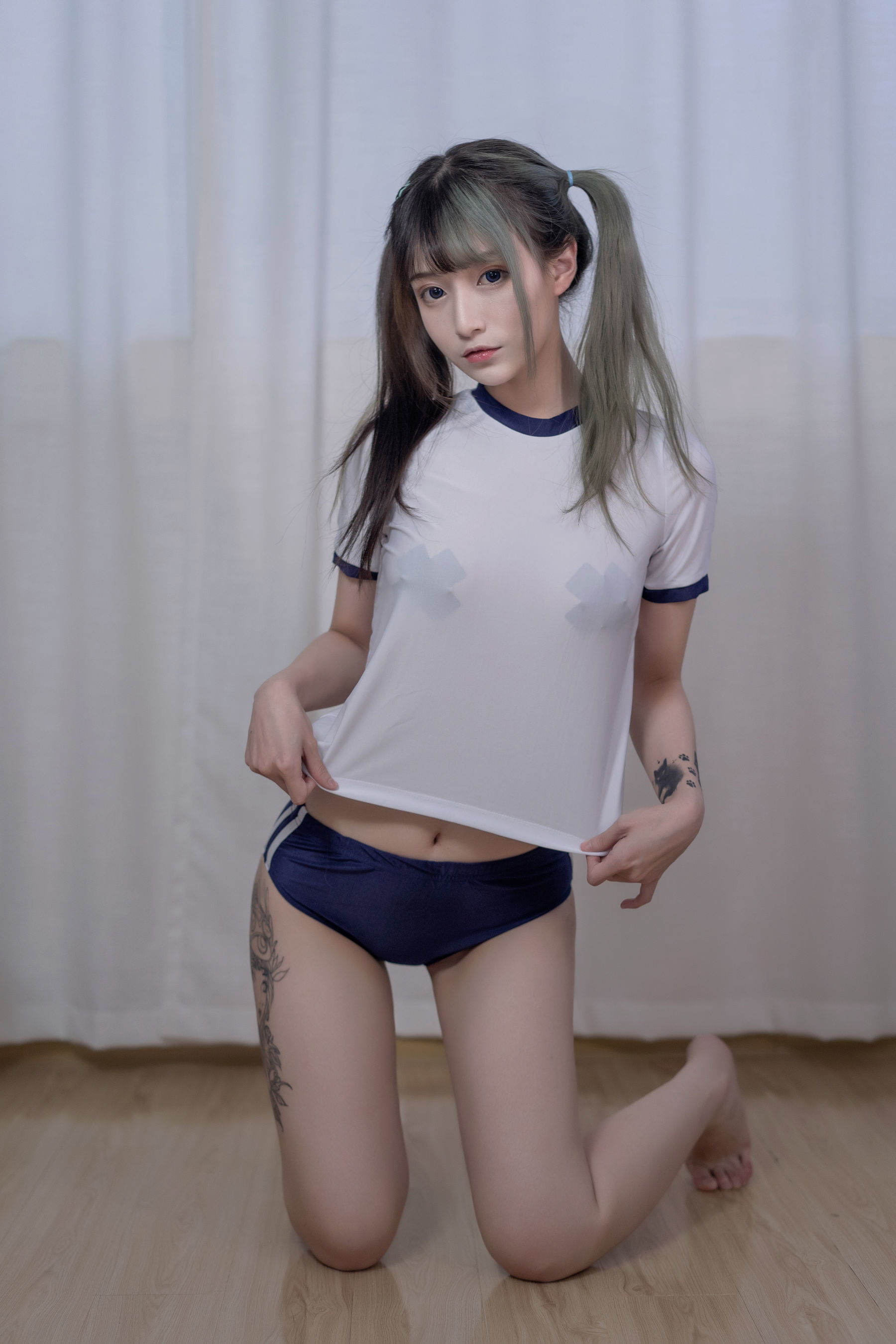 动漫博主铁板烧鬼舞w - 体操服-图7