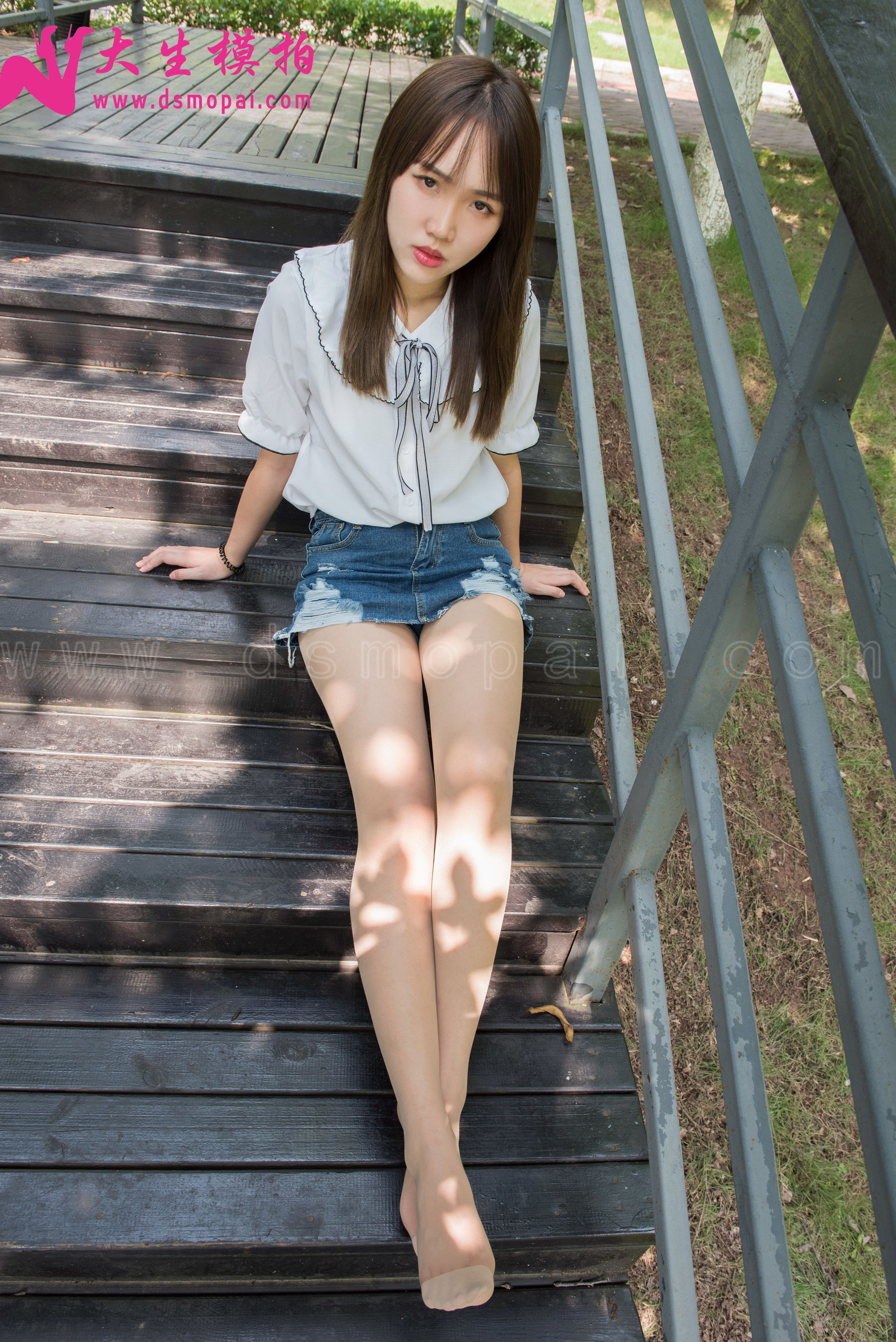 No.137 婉菱 公园里的短裙肉丝-图51