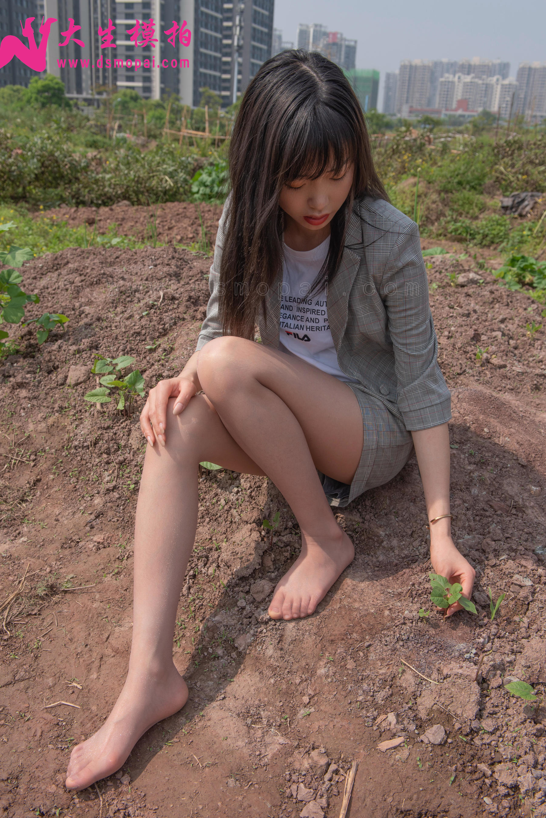 No.179 Lynn 干农活的女白领-图53