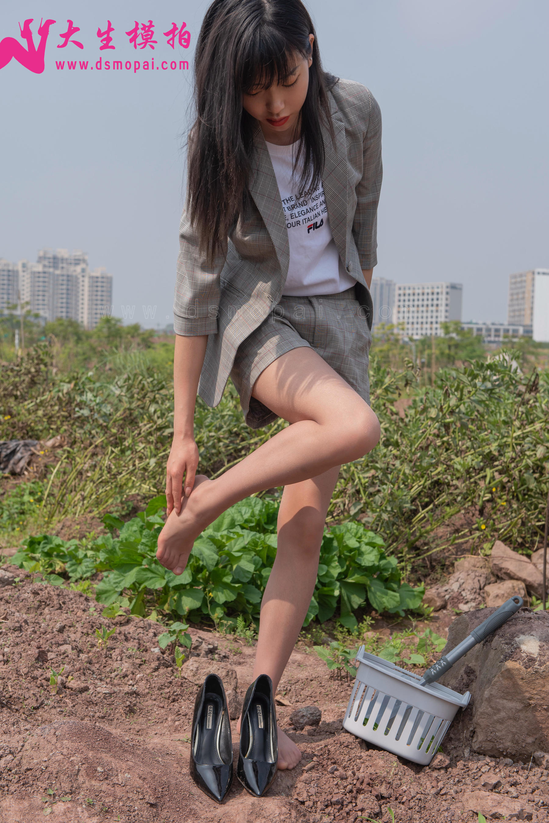 No.179 Lynn 干农活的女白领-图62