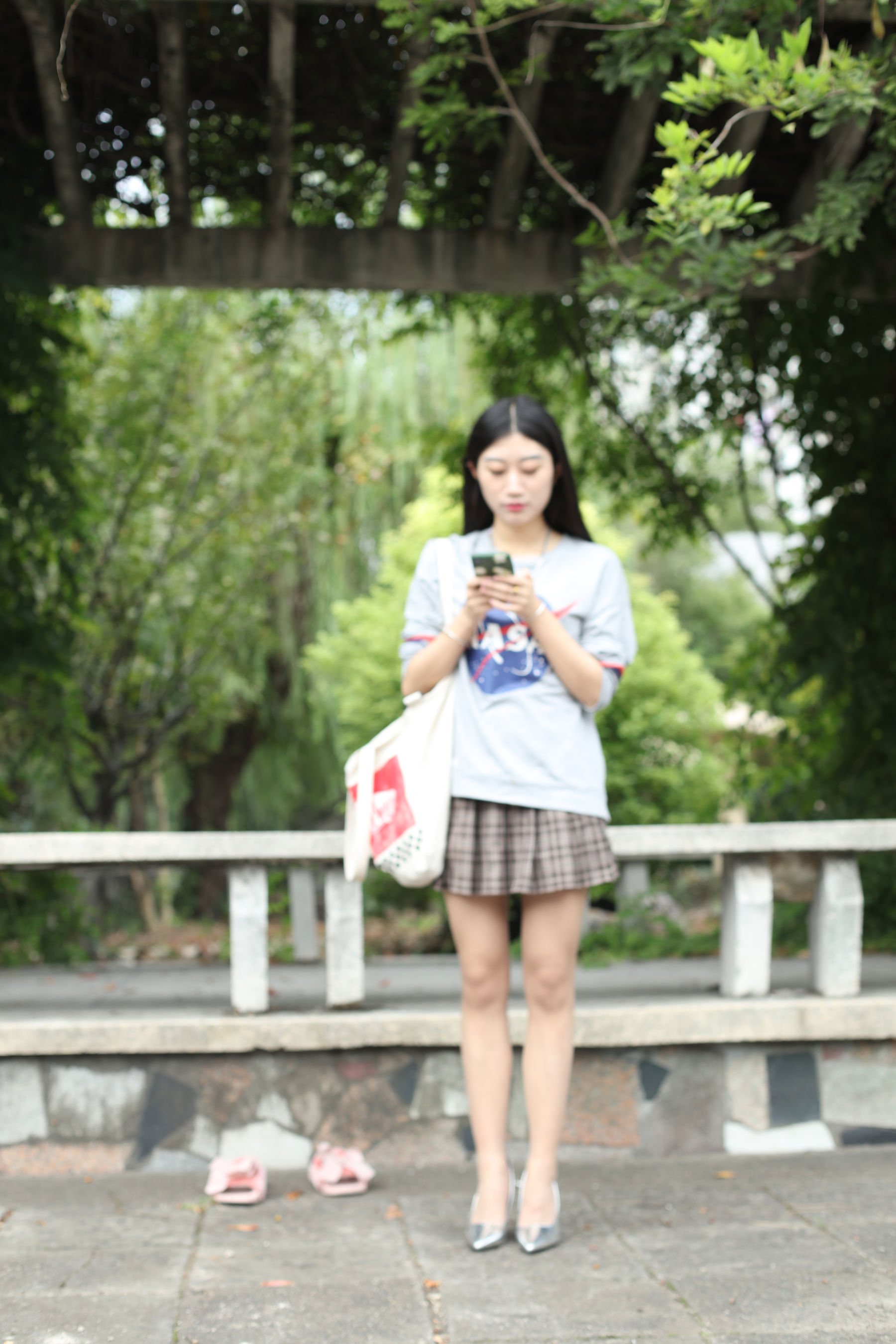 NO.147 翼宁 长腿石凳上的软妹-图0