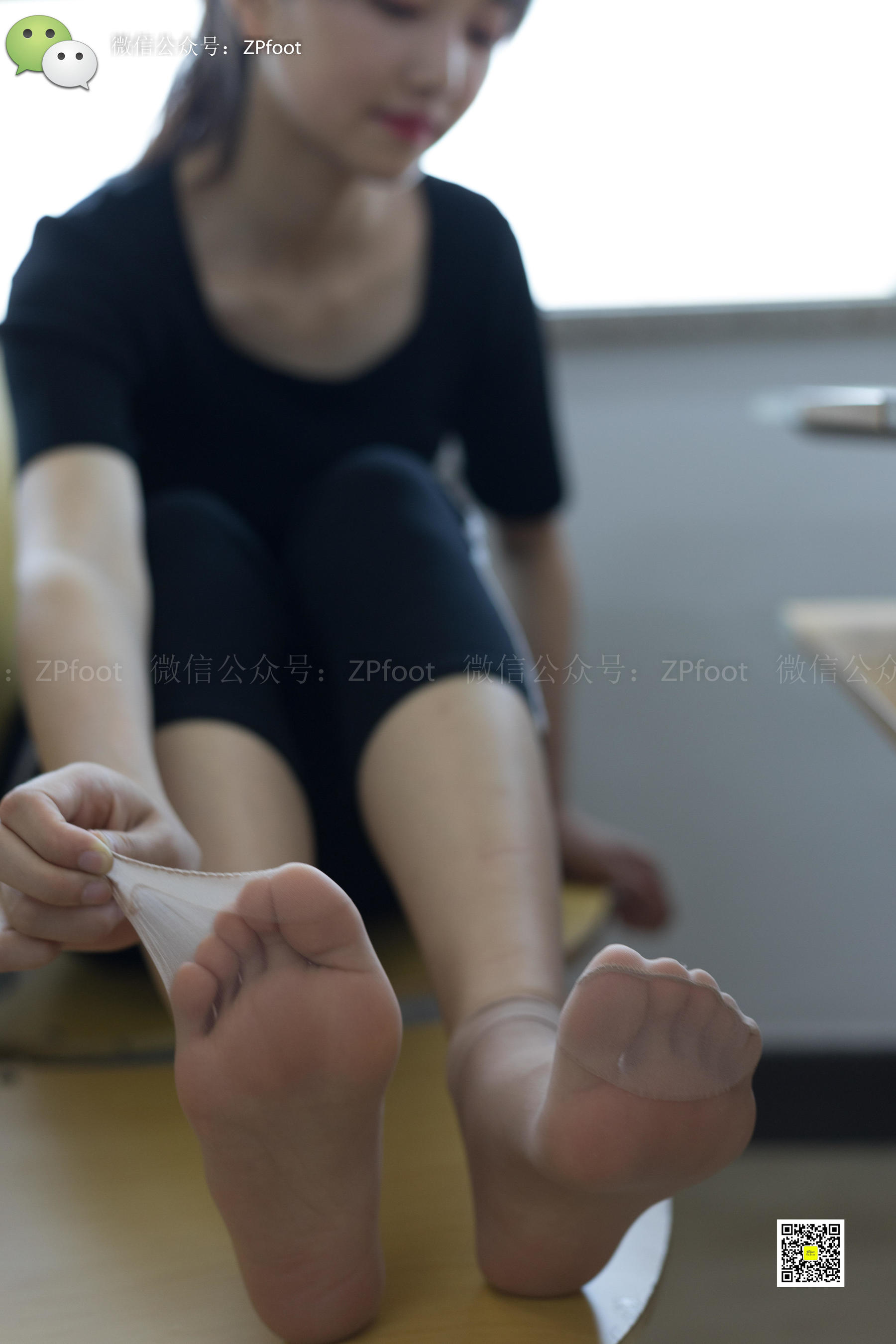 NO.004  教室短丝裸足-图26