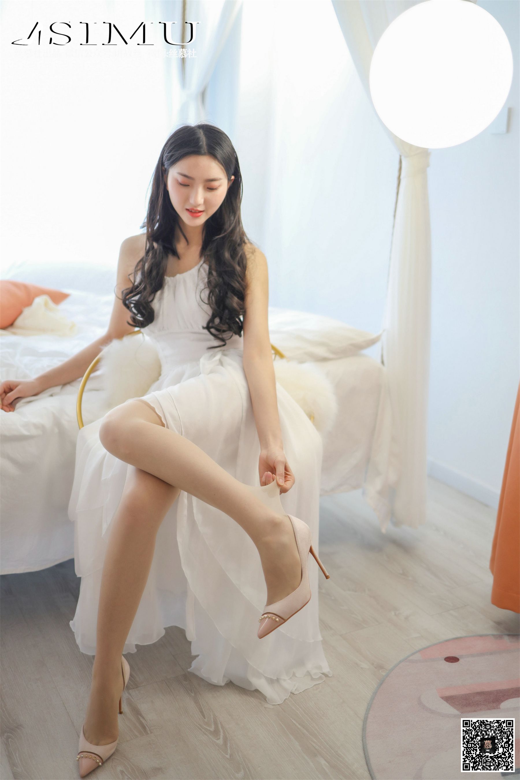 SM235 天天一元 佳佳《明月吻白纱》-图3