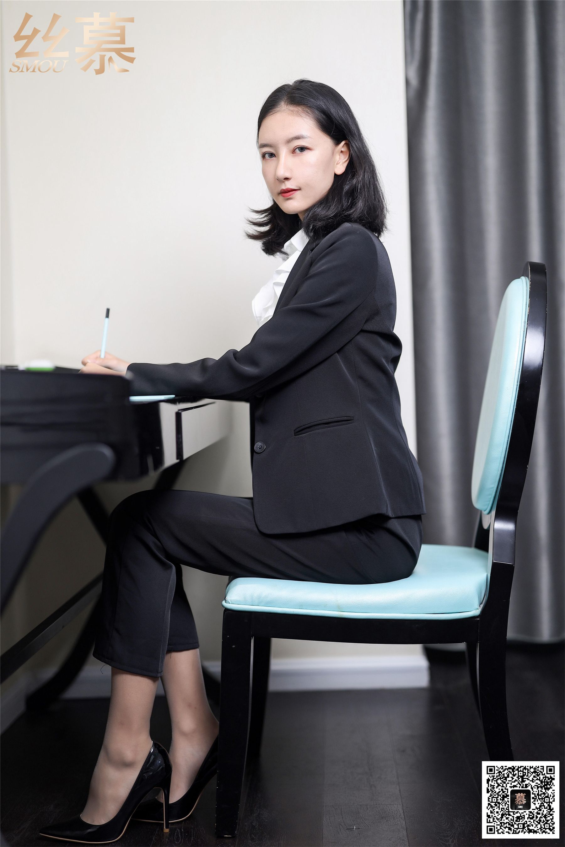 SM327 天天一元 茗茗《出差女总裁》-图5