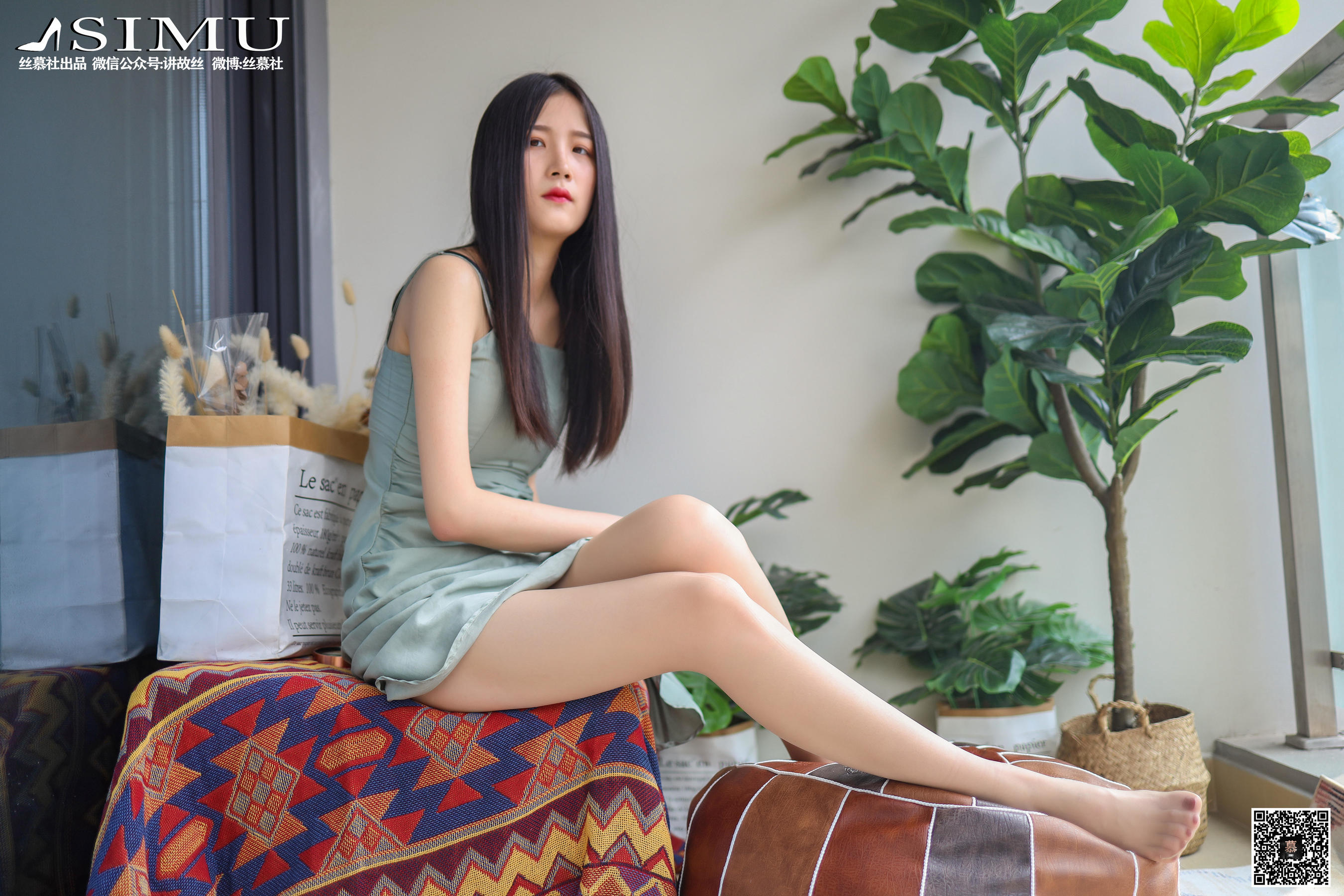 特写集TX024 熙熙 《阳台玩丝的熙熙》-图12