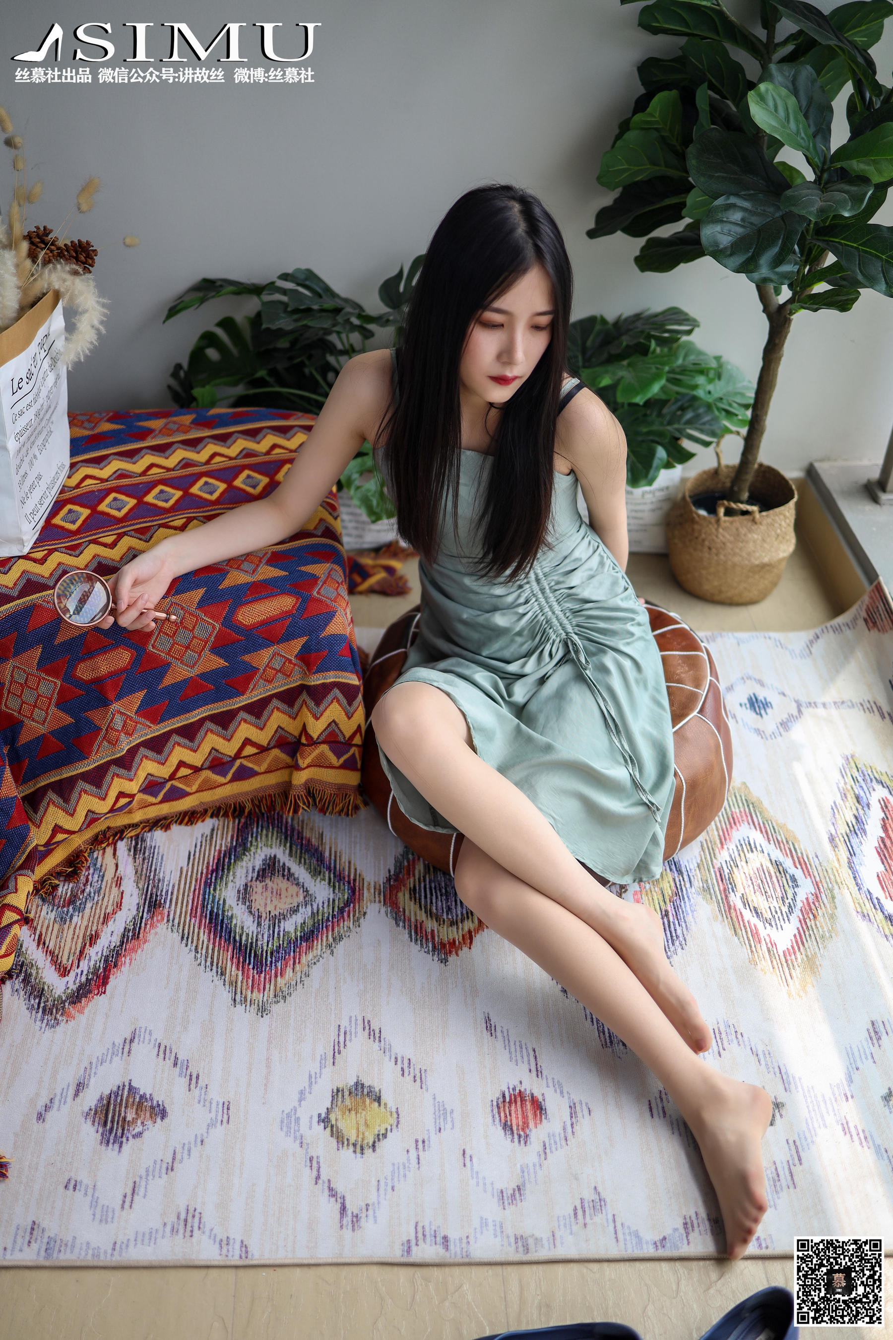 特写集TX024 熙熙 《阳台玩丝的熙熙》-图3