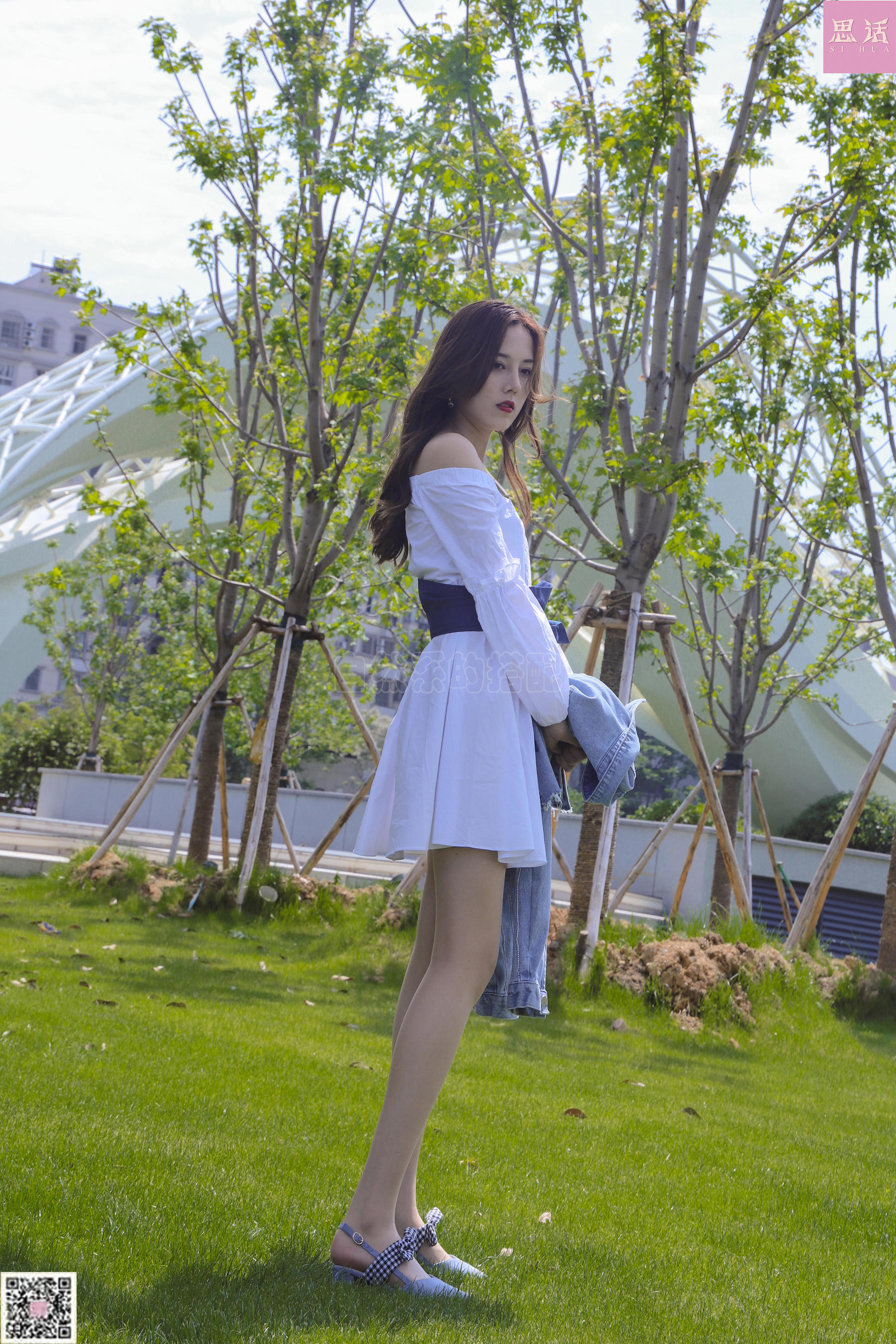 SH114 COCO 公园里的肉丝女神~-图2