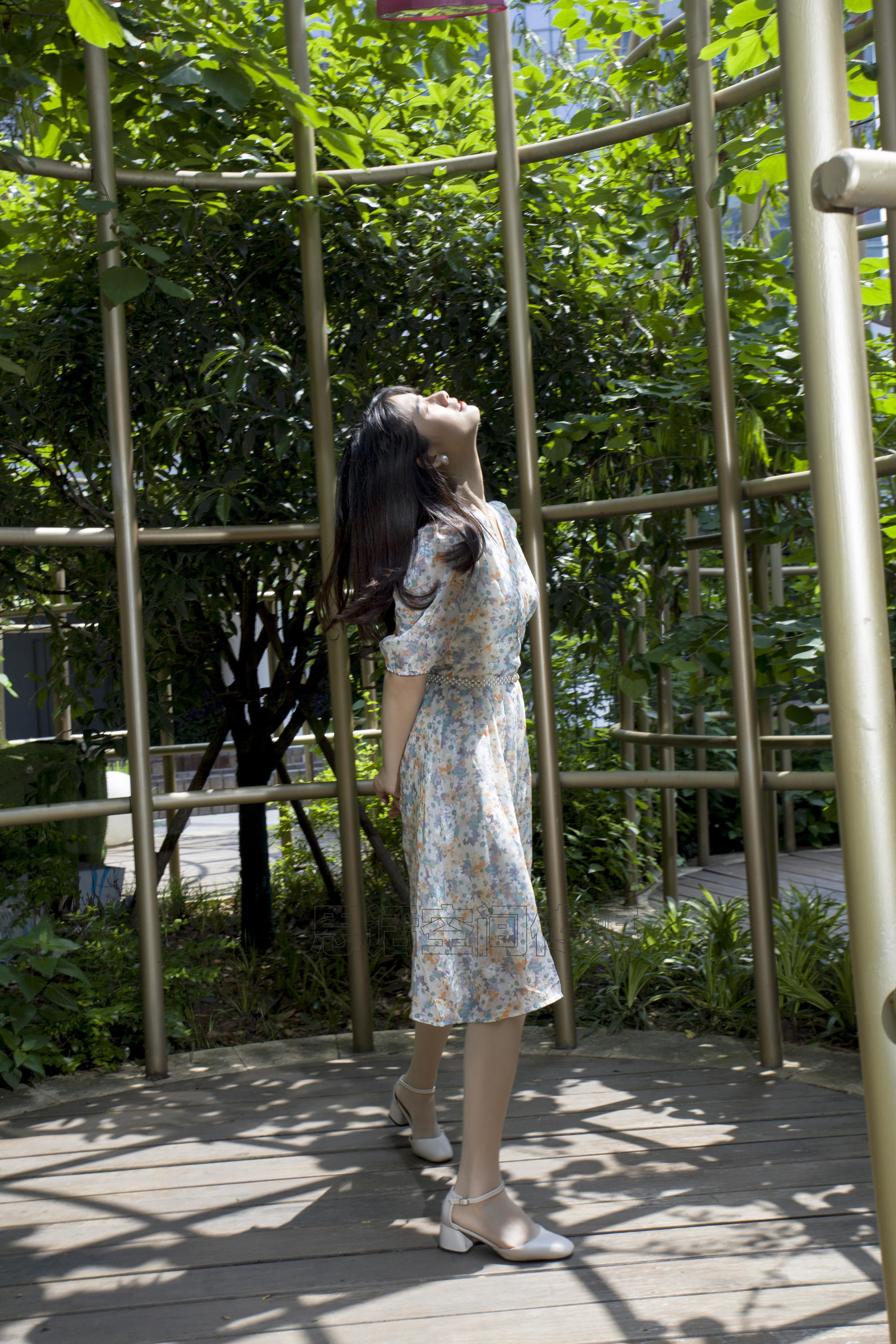 SH119 诗韵 印花裙的都市美感-图8