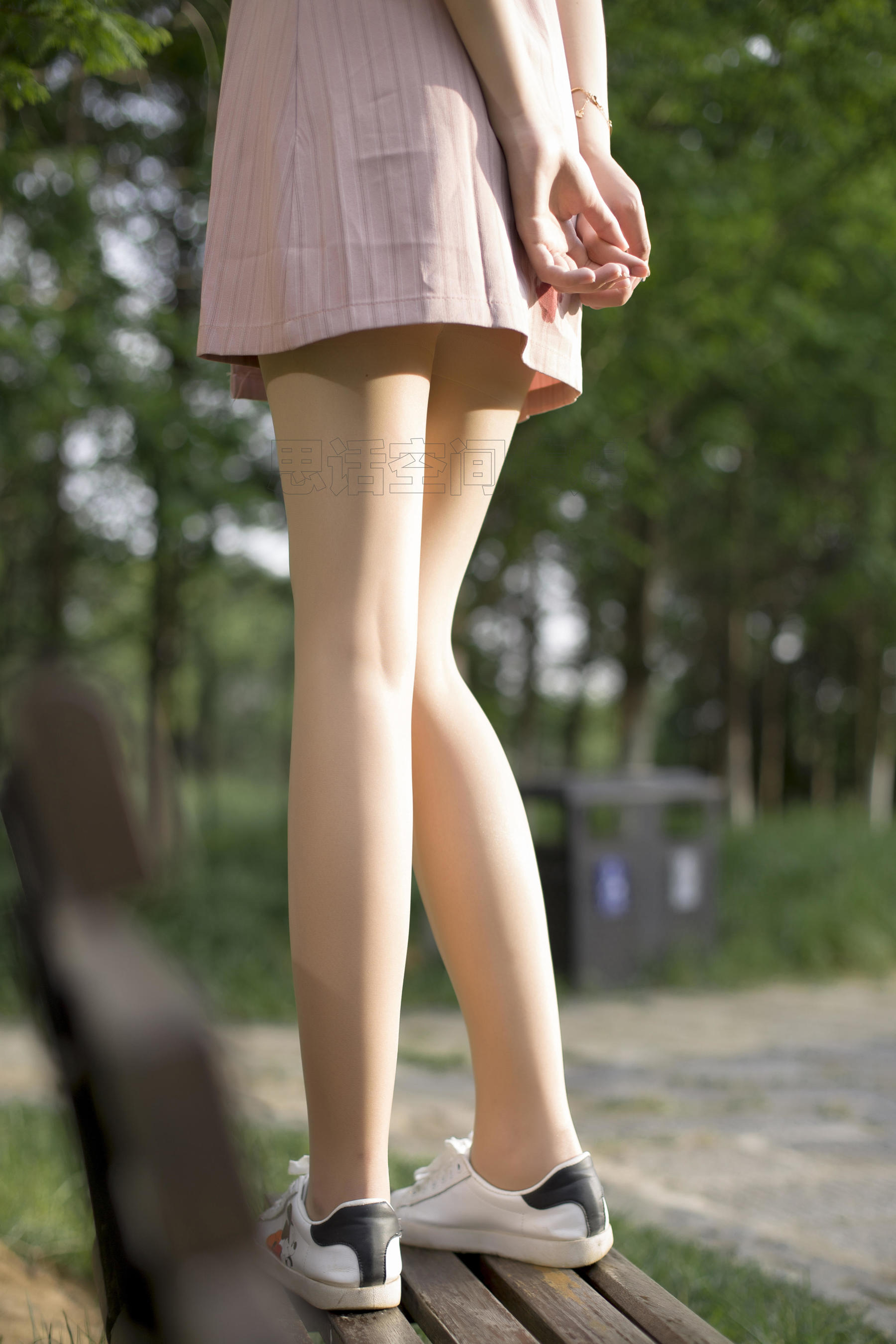 SH124 子琦 山林间的嫩龄少女-图0
