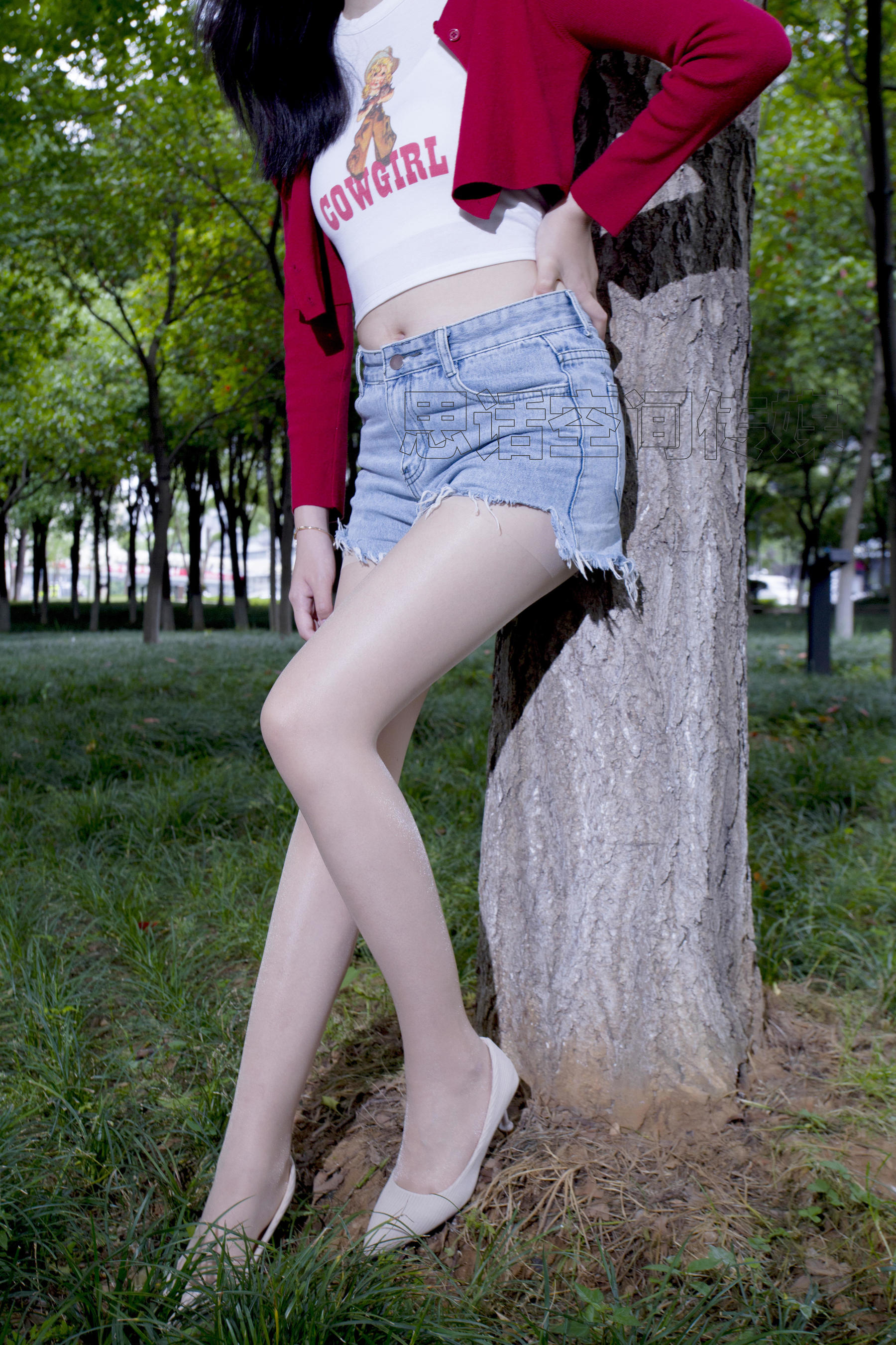 SH129 子琦 公园长腿活力少女-图0