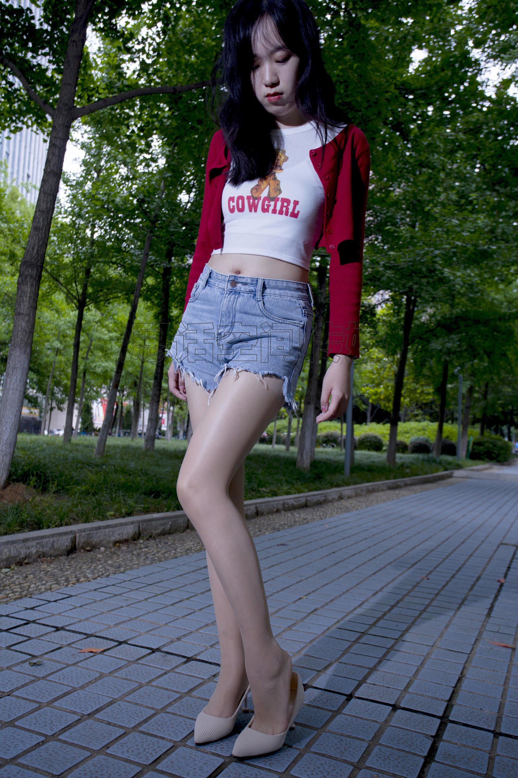 SH129 子琦 公园长腿活力少女-图3