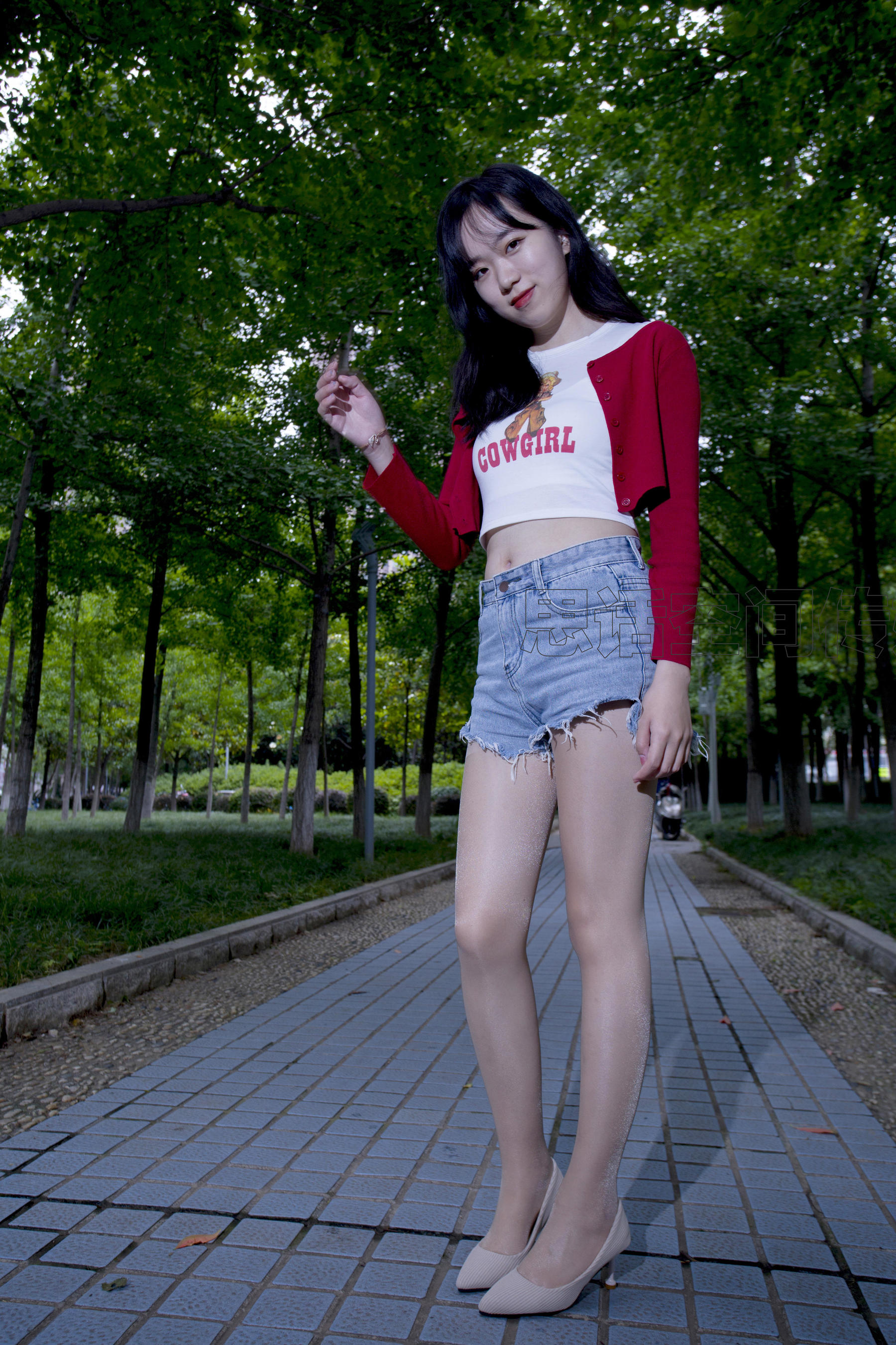 SH129 子琦 公园长腿活力少女-图41