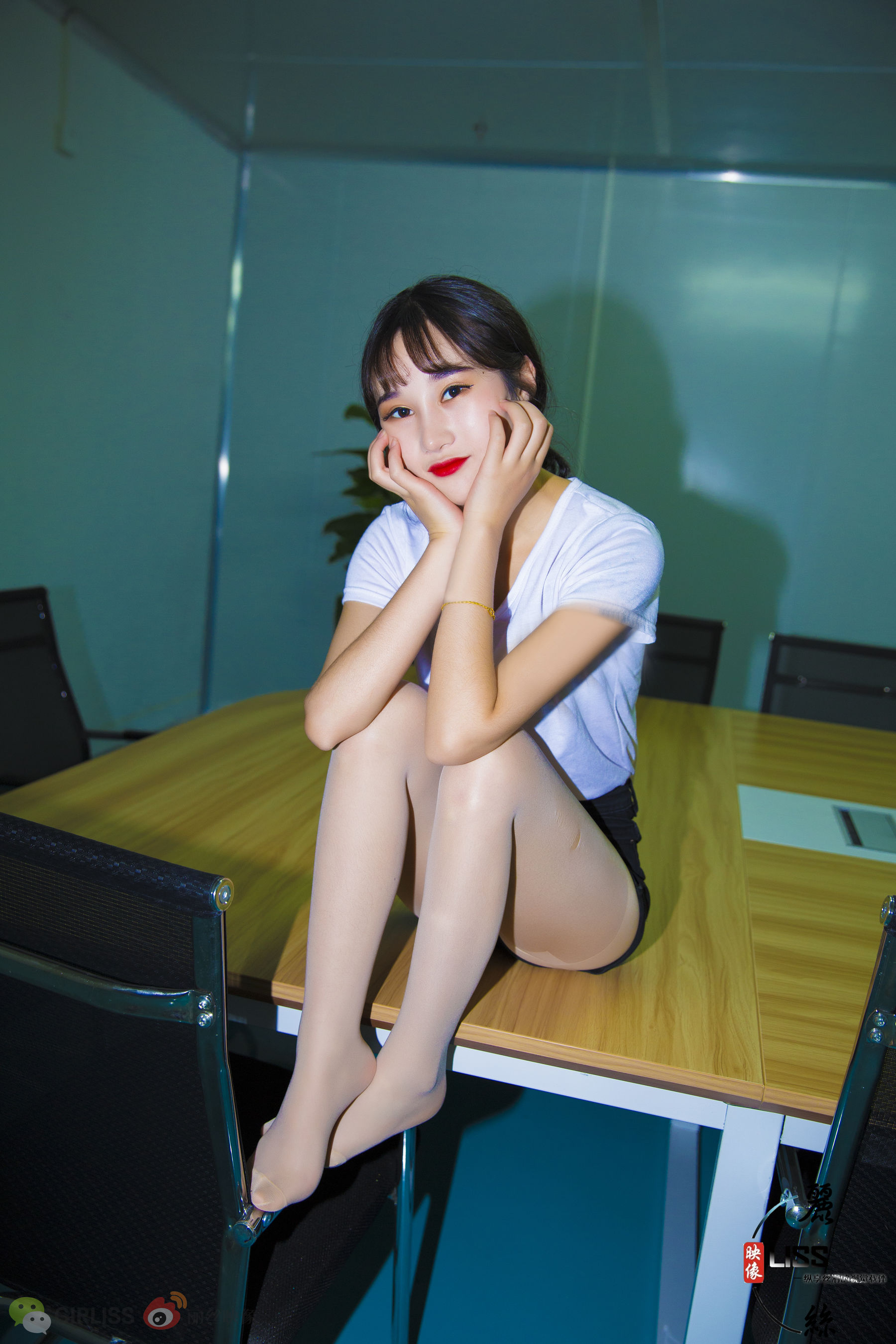 - 实习女秘-图60