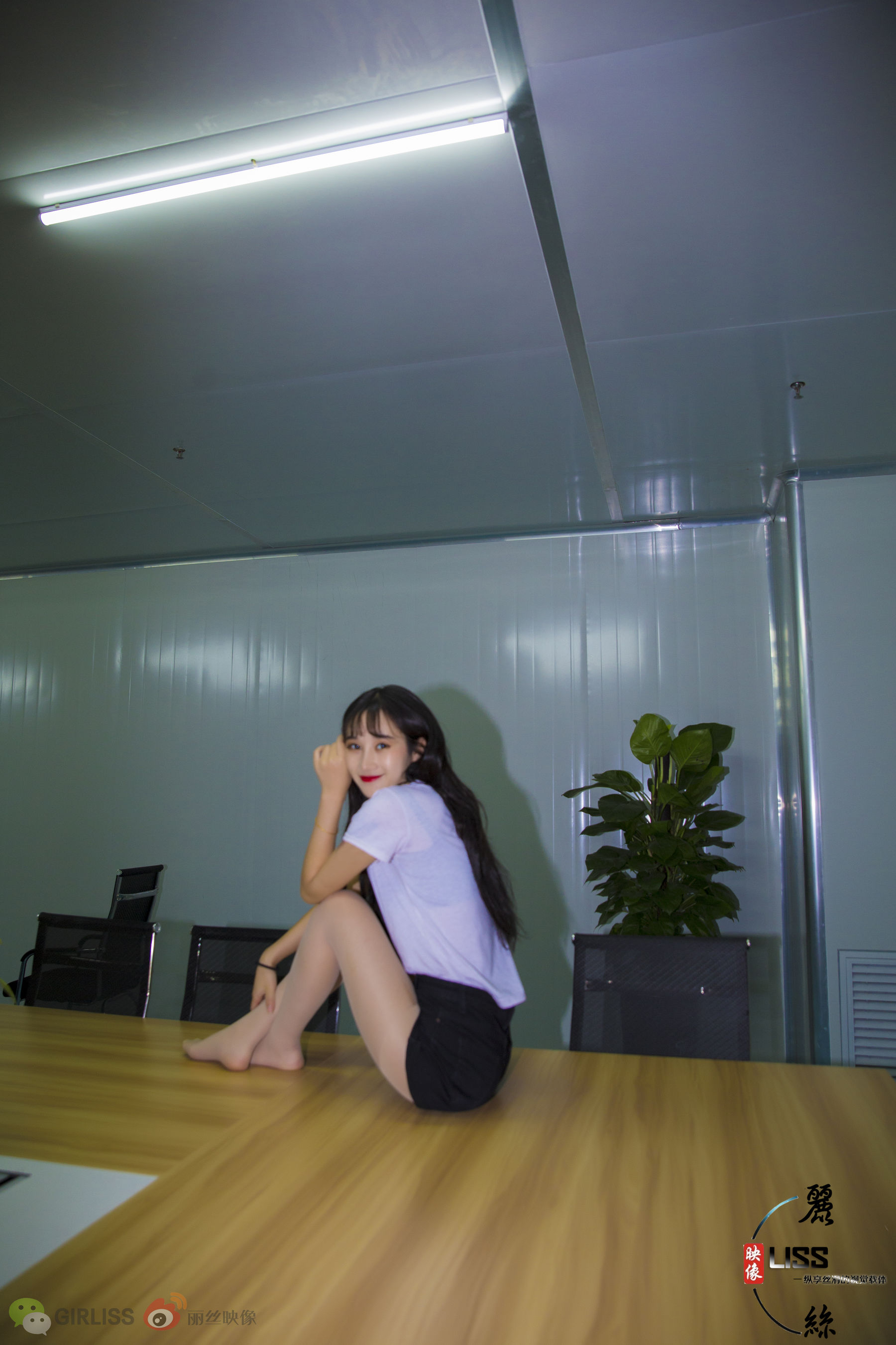 - 实习女秘-图65