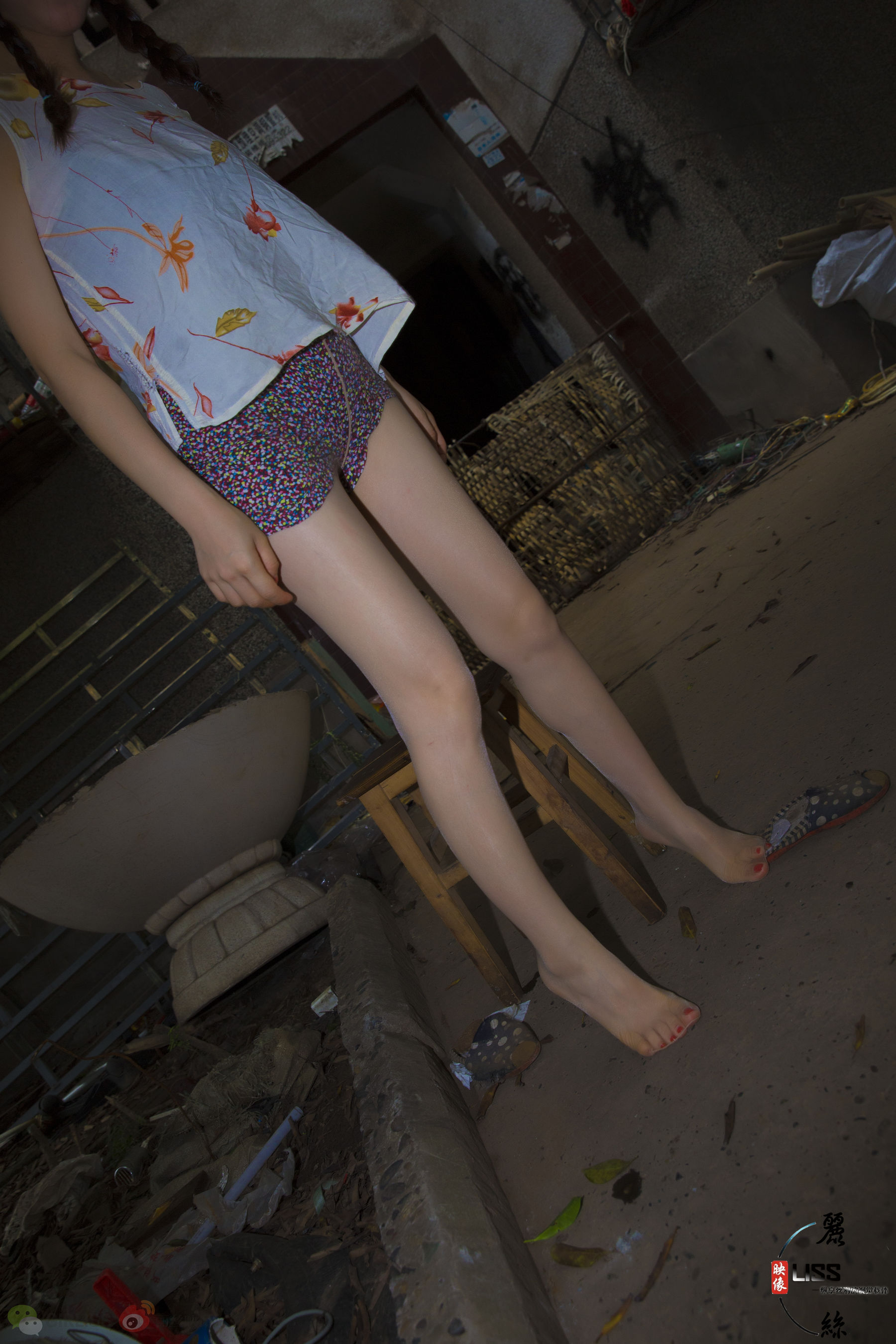 - 捡垃圾的小姑娘-图19
