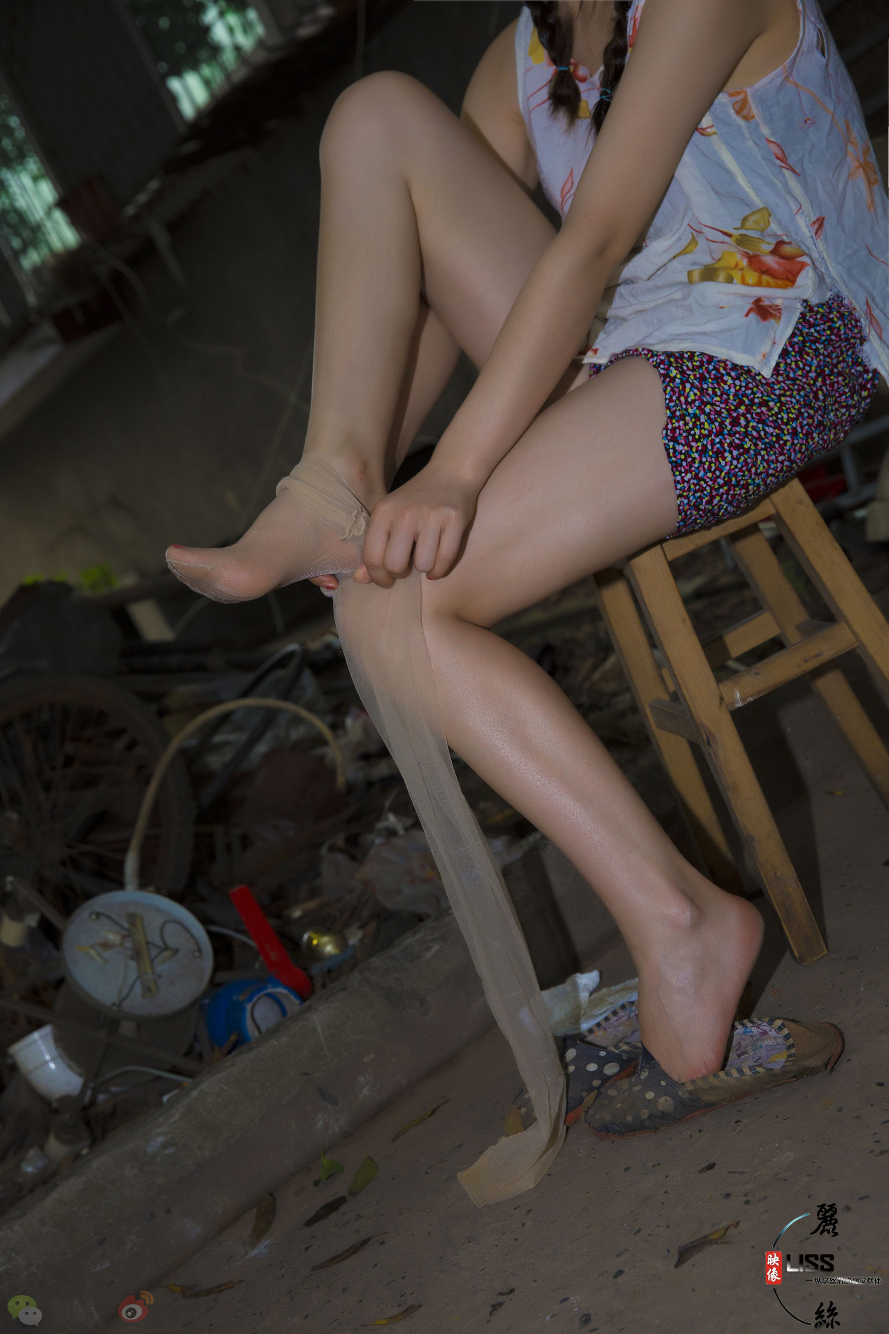 - 捡垃圾的小姑娘-图32