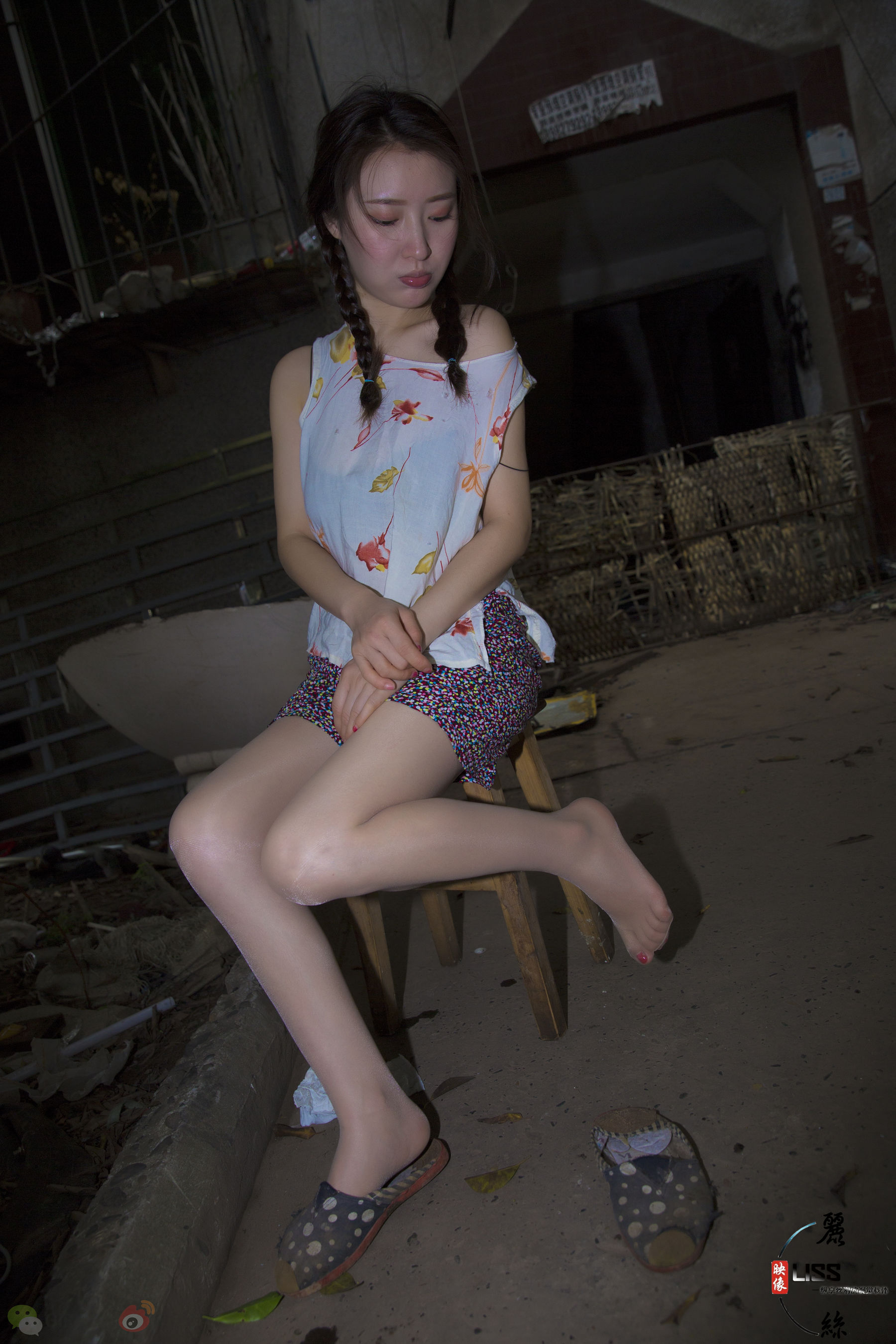 - 捡垃圾的小姑娘-图6