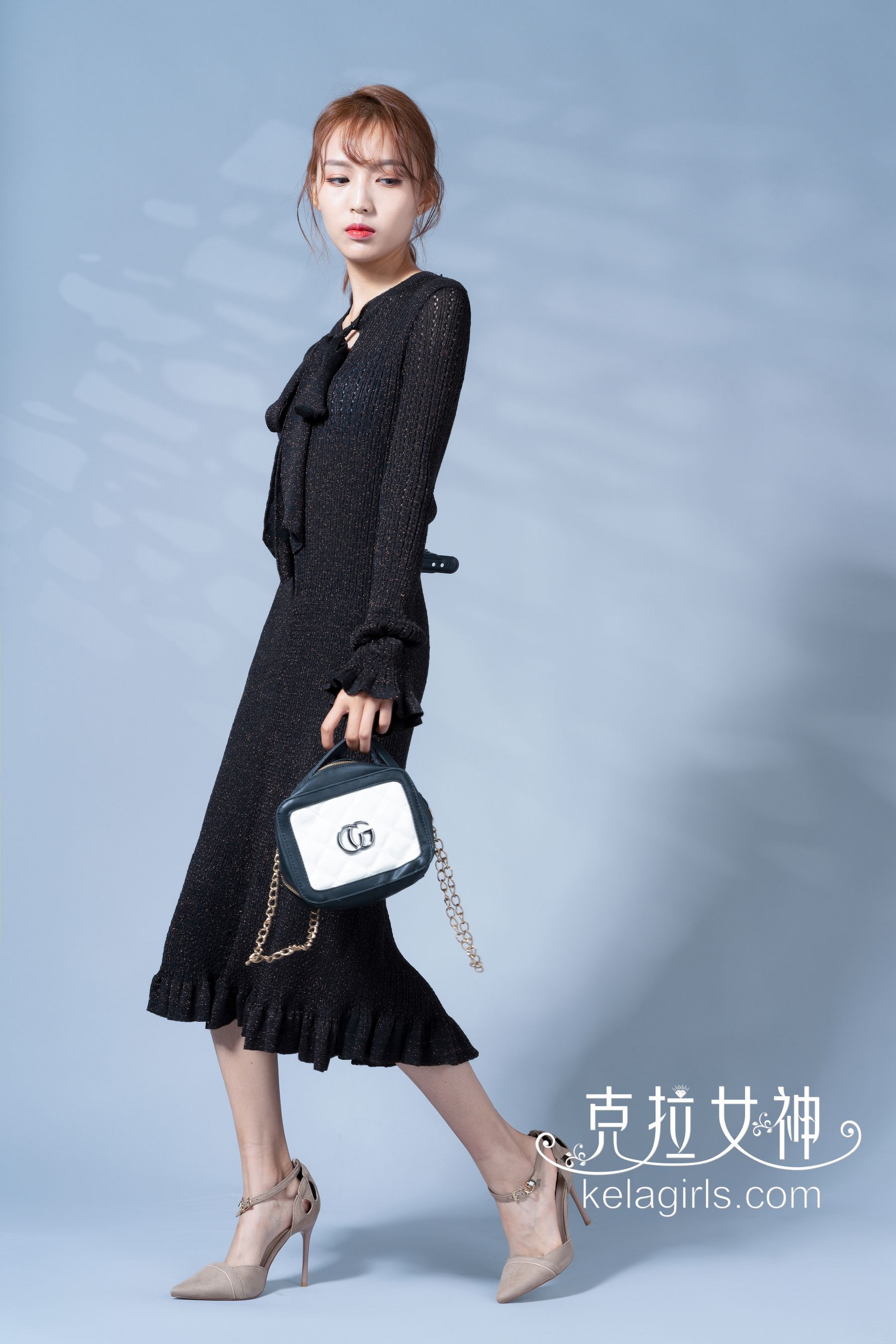 小岚 淑女抬脚-图1
