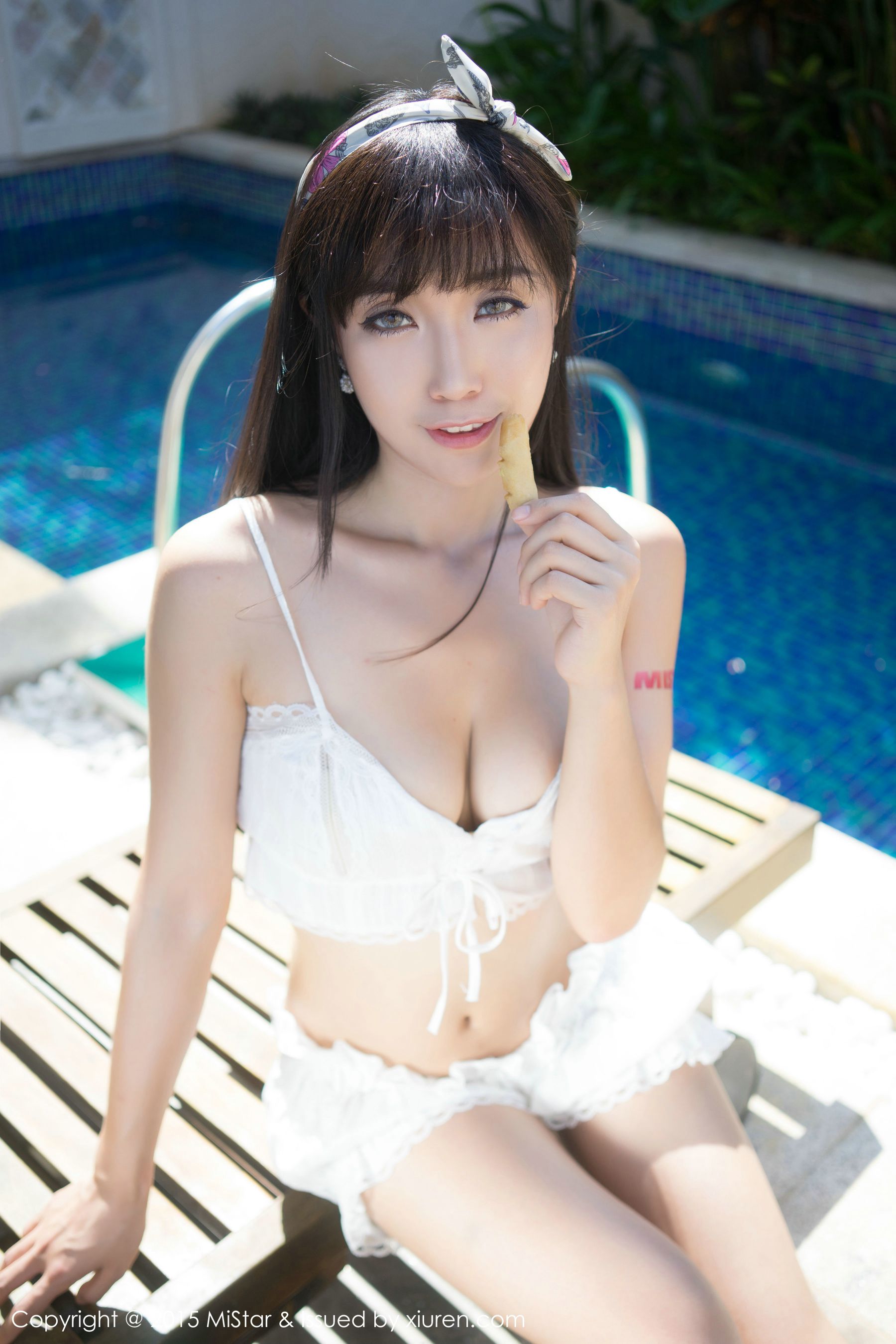Ashely丽丽《三亚旅拍》性感女仆+海滩系列  Vol.018-图27