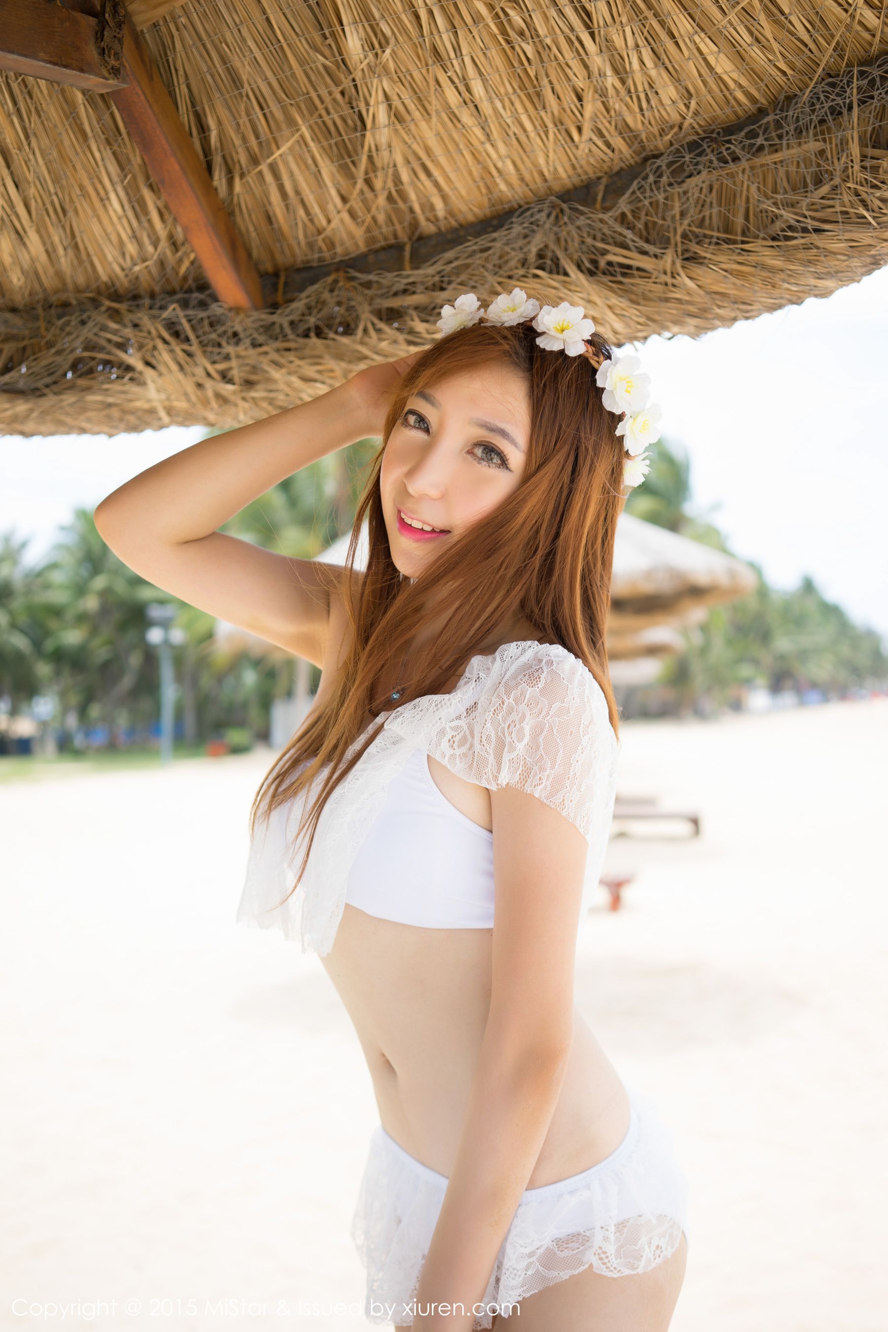 黄歆苑《蕾丝泳装+高叉+牛奶美胸》  Vol.023-图11