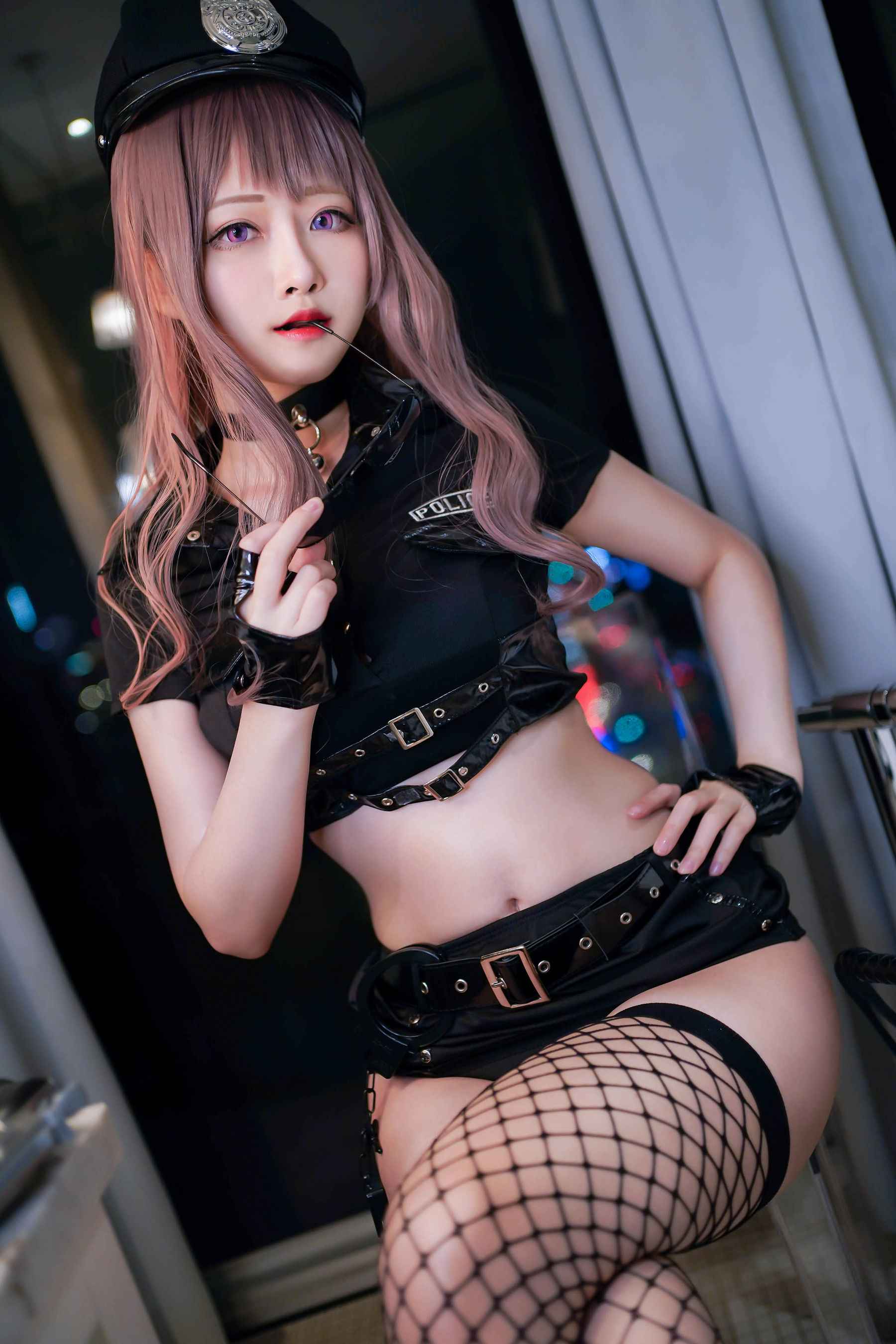COS妹子Arty亞緹 - 女警网袜-图1