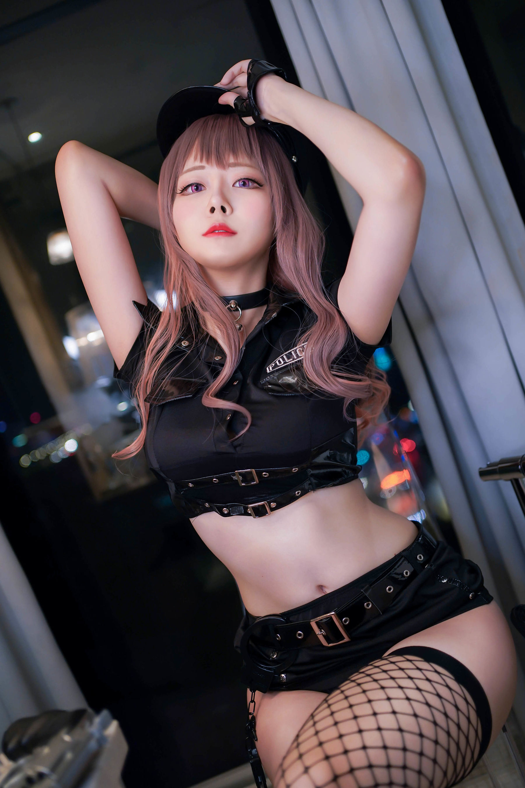 COS妹子Arty亞緹 - 女警网袜-图2