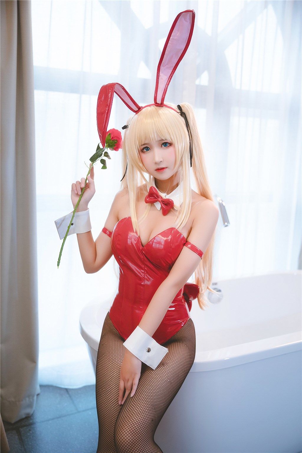 微博妹子三度_69 - 黑丝兔女郎-图7