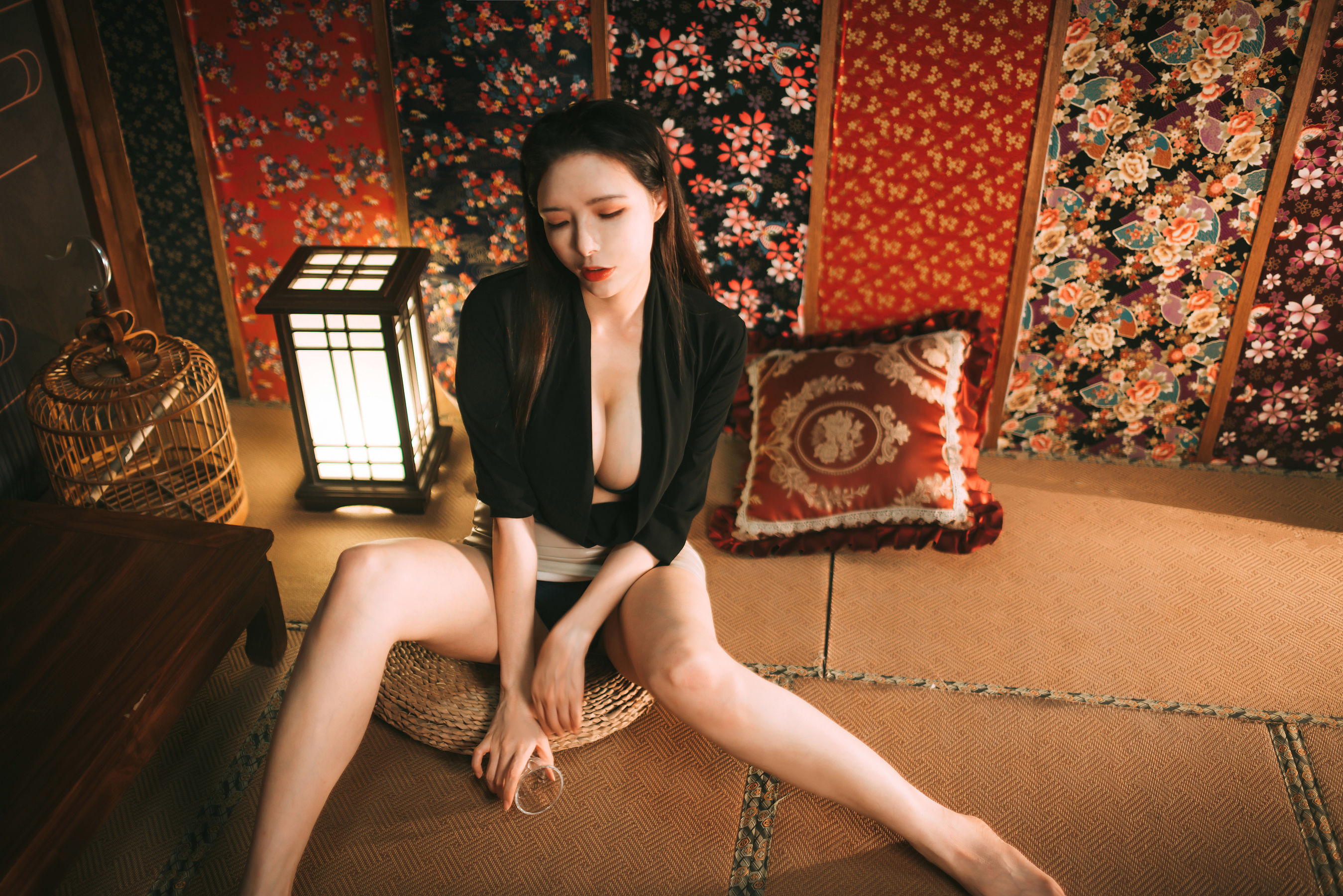 秋和柯基(夏小秋秋秋) - 酒醉的蝴蝶-图1