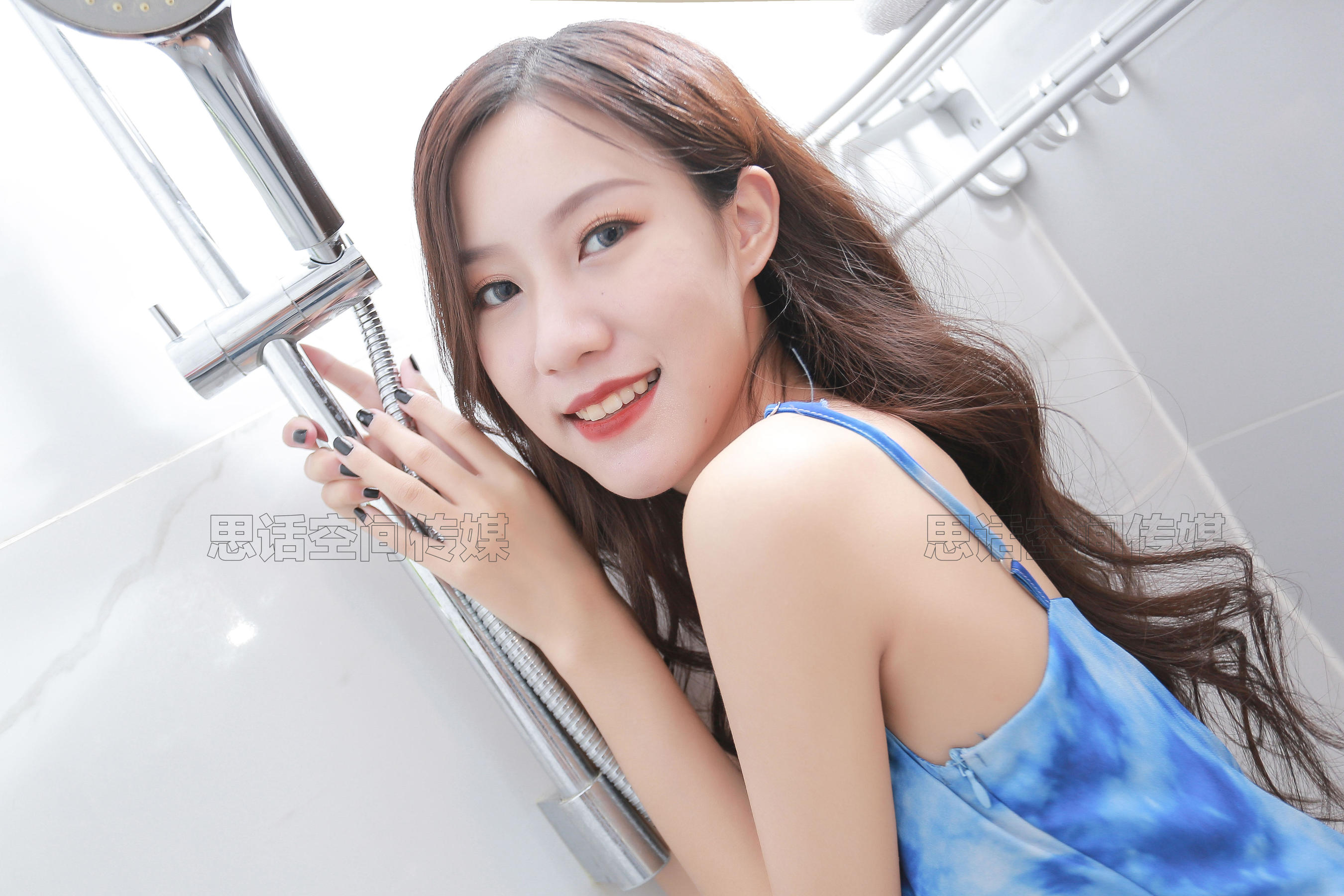 SH208 曦然 卫生间的黑丝美腿-图7