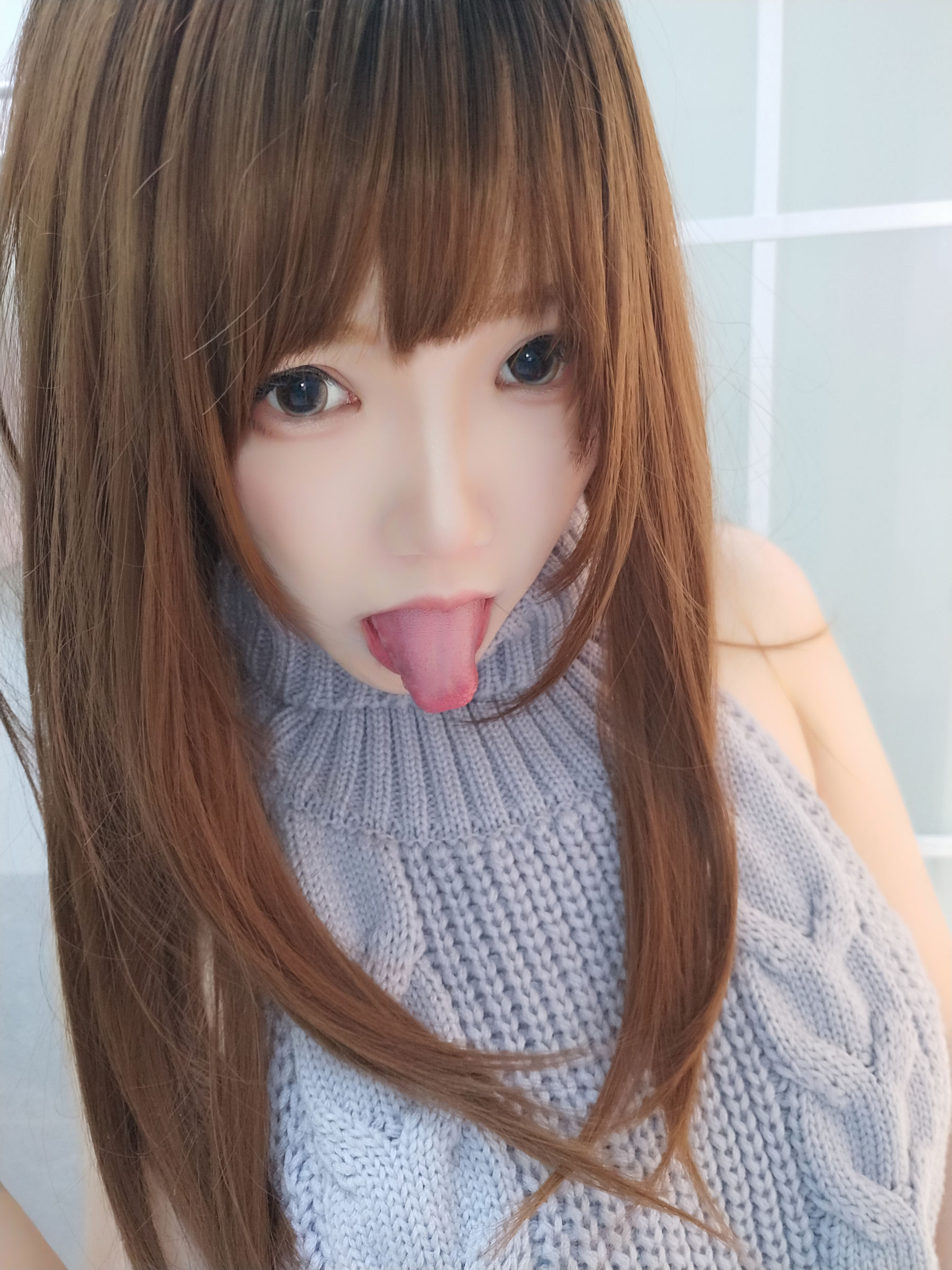 动漫博主雪晴Astra - 黑丝漏背毛衣-图93