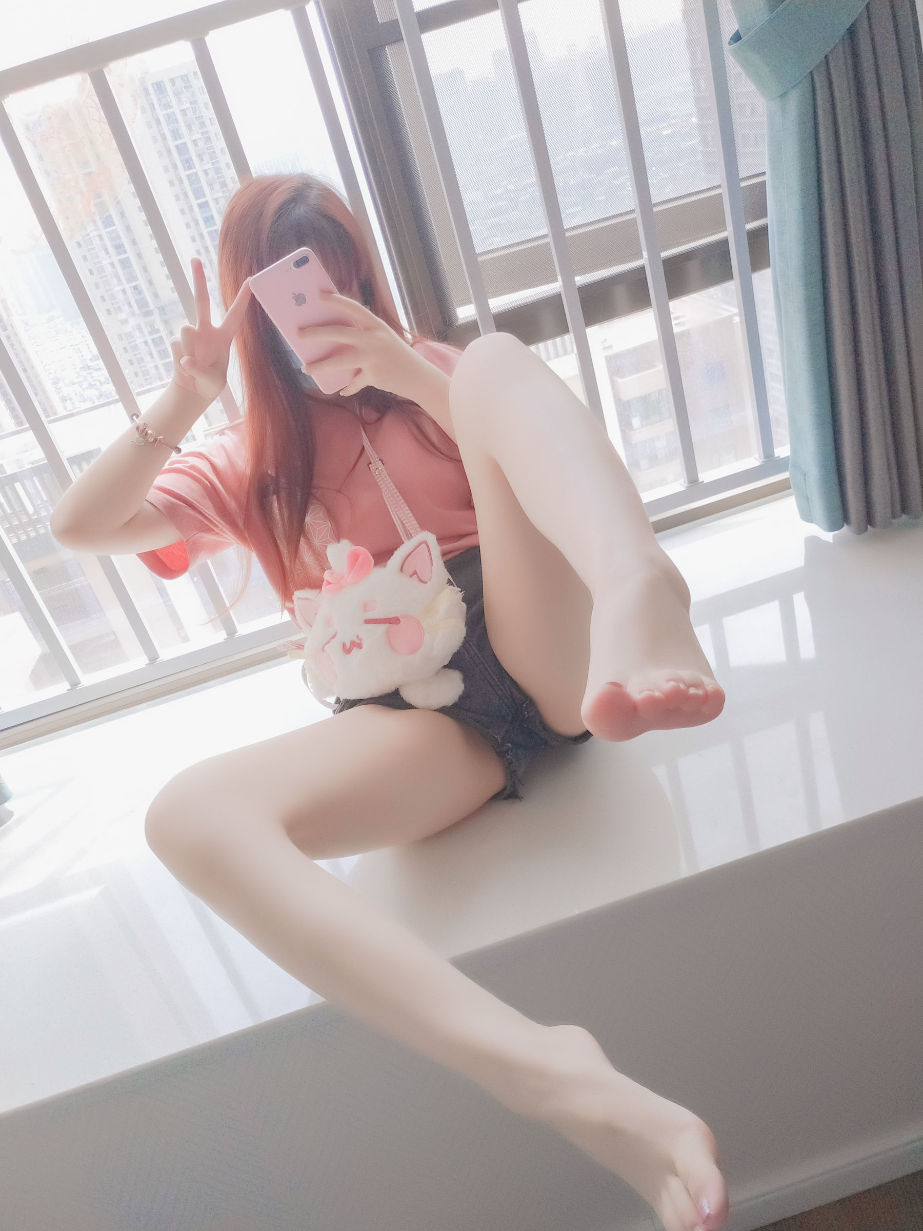 动漫博主雪晴Astra - 美腿美足美臀-图19