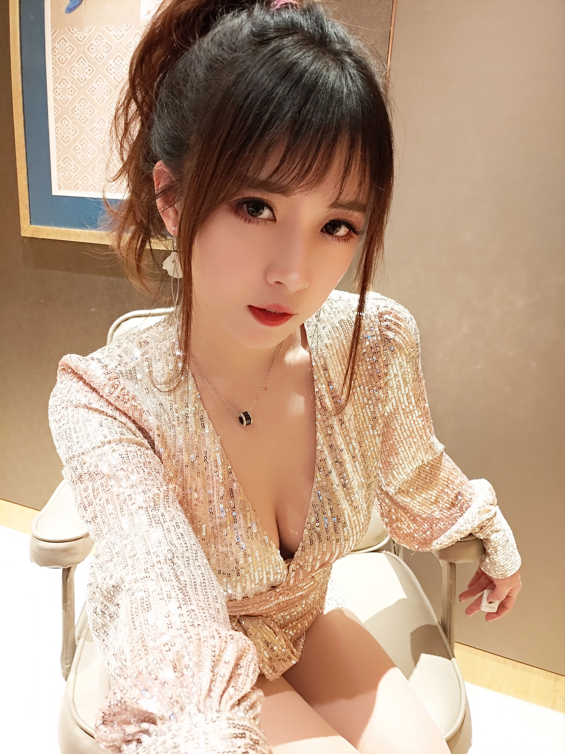 斗鱼主播小女巫露娜 - 亮片裙肉丝-图17