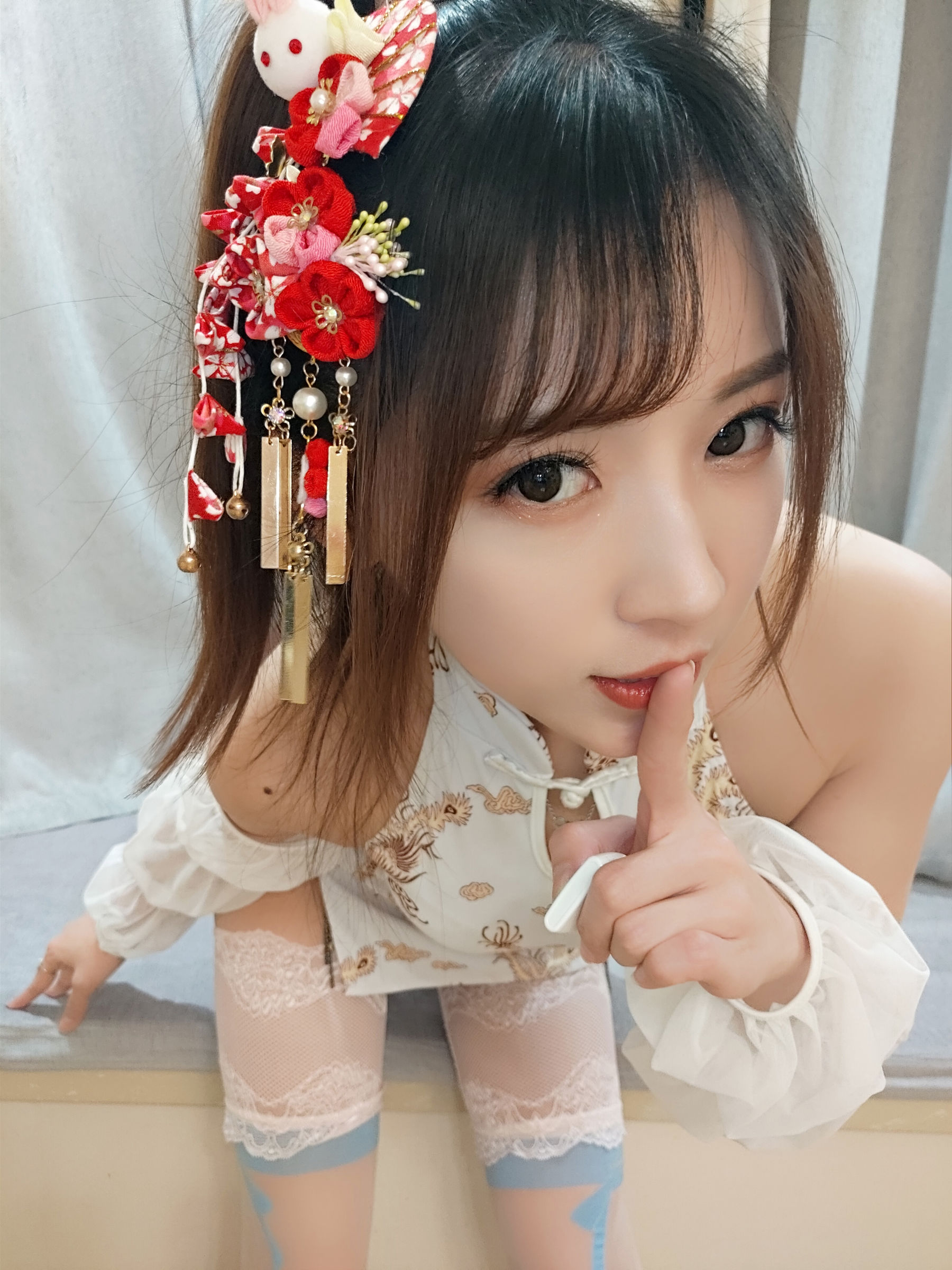 斗鱼主播小女巫露娜 - 白色蕾丝长筒-图20