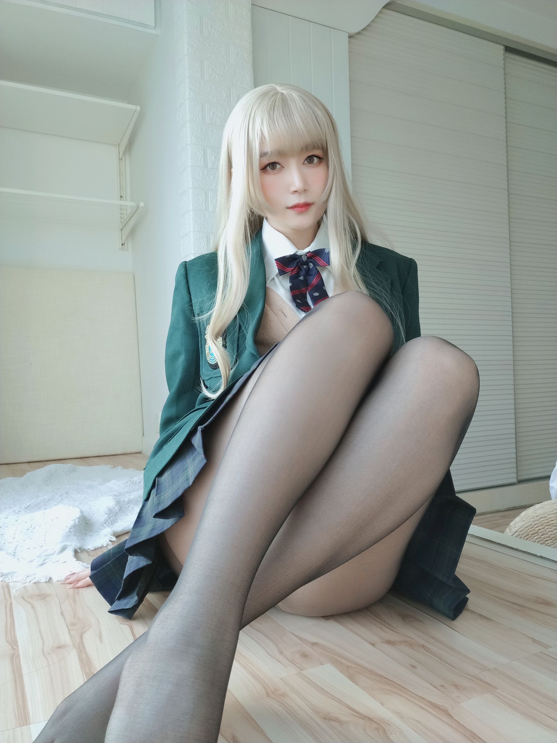 Coser小姐姐白银 - 灰色空间-图3