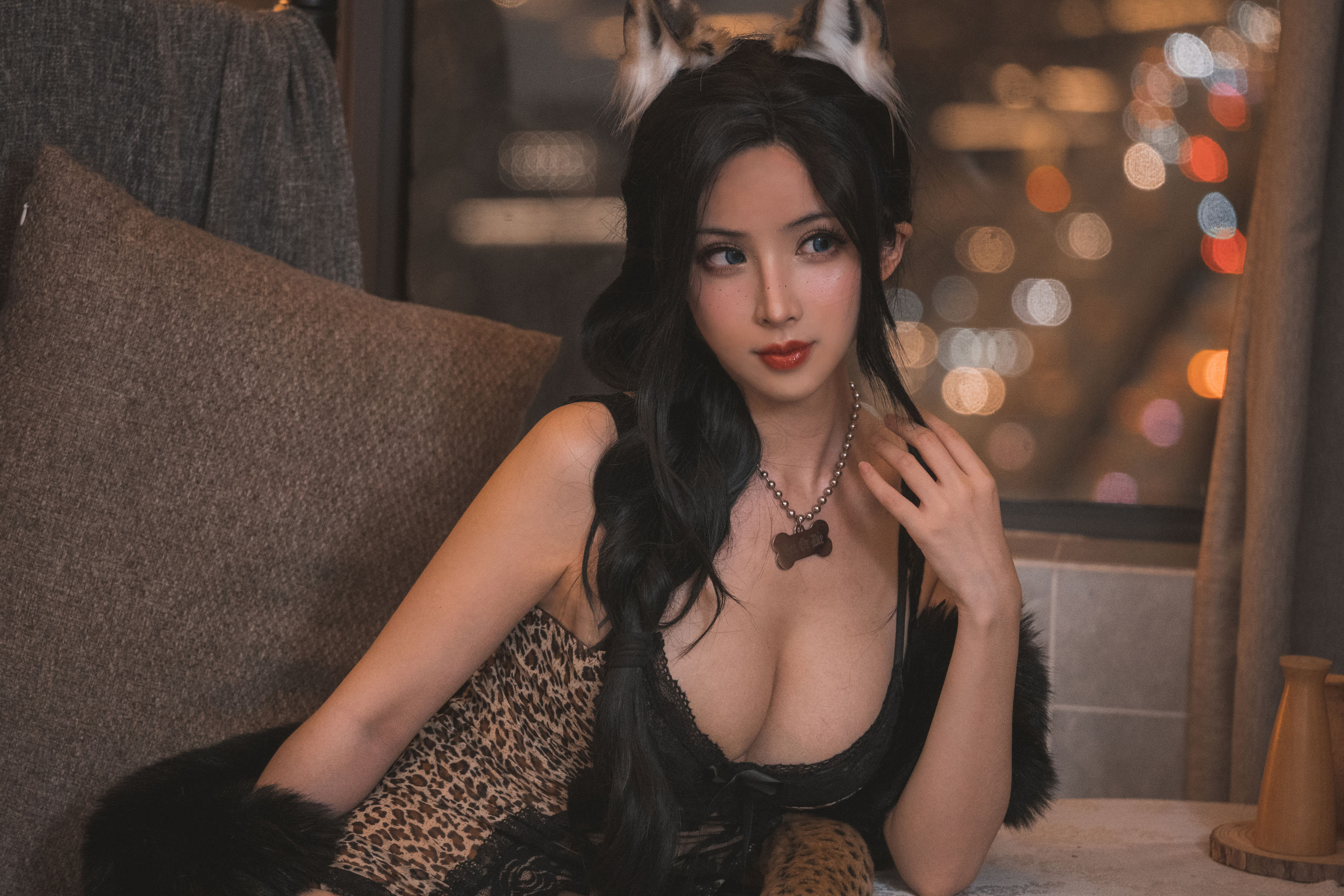COS福利rioko凉凉子 - 豹子女士的秘密约会-图1