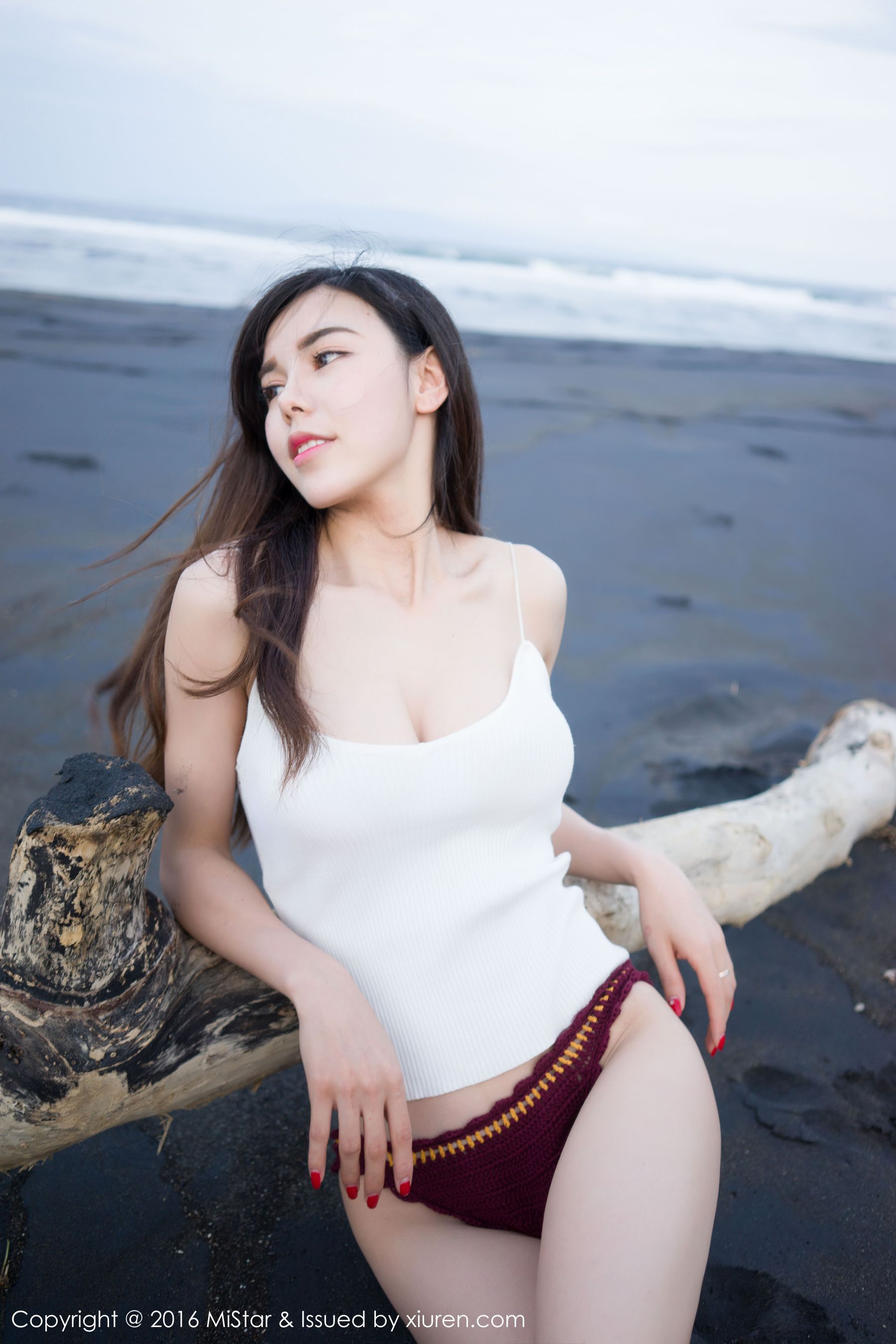 沈佳熹《海边小背心+比基尼》  Vol.125-图11