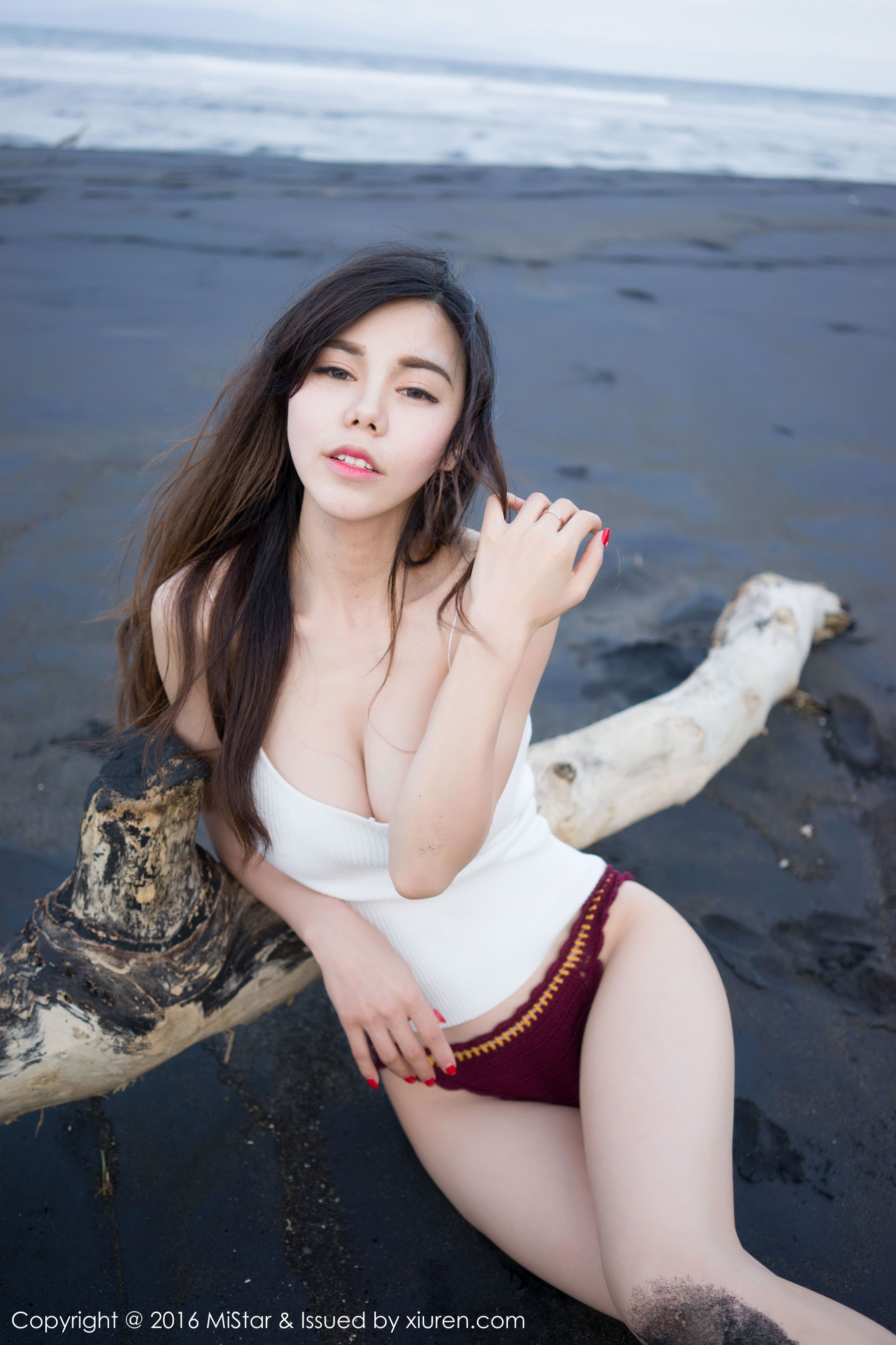沈佳熹《海边小背心+比基尼》  Vol.125-图13