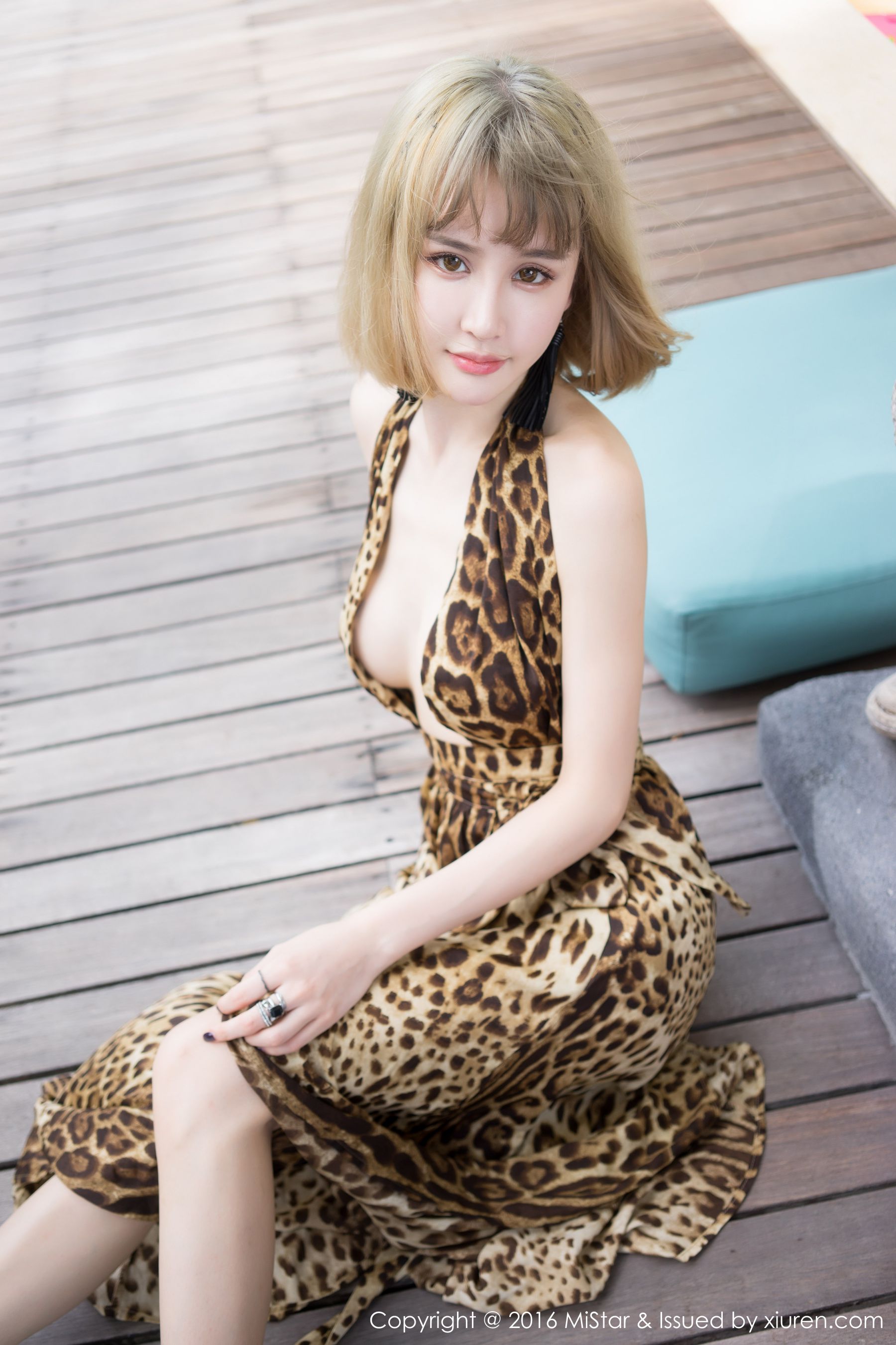 Cheryl青树《性感豹纹吊带裙+气质长裙》  Vol.131-图4