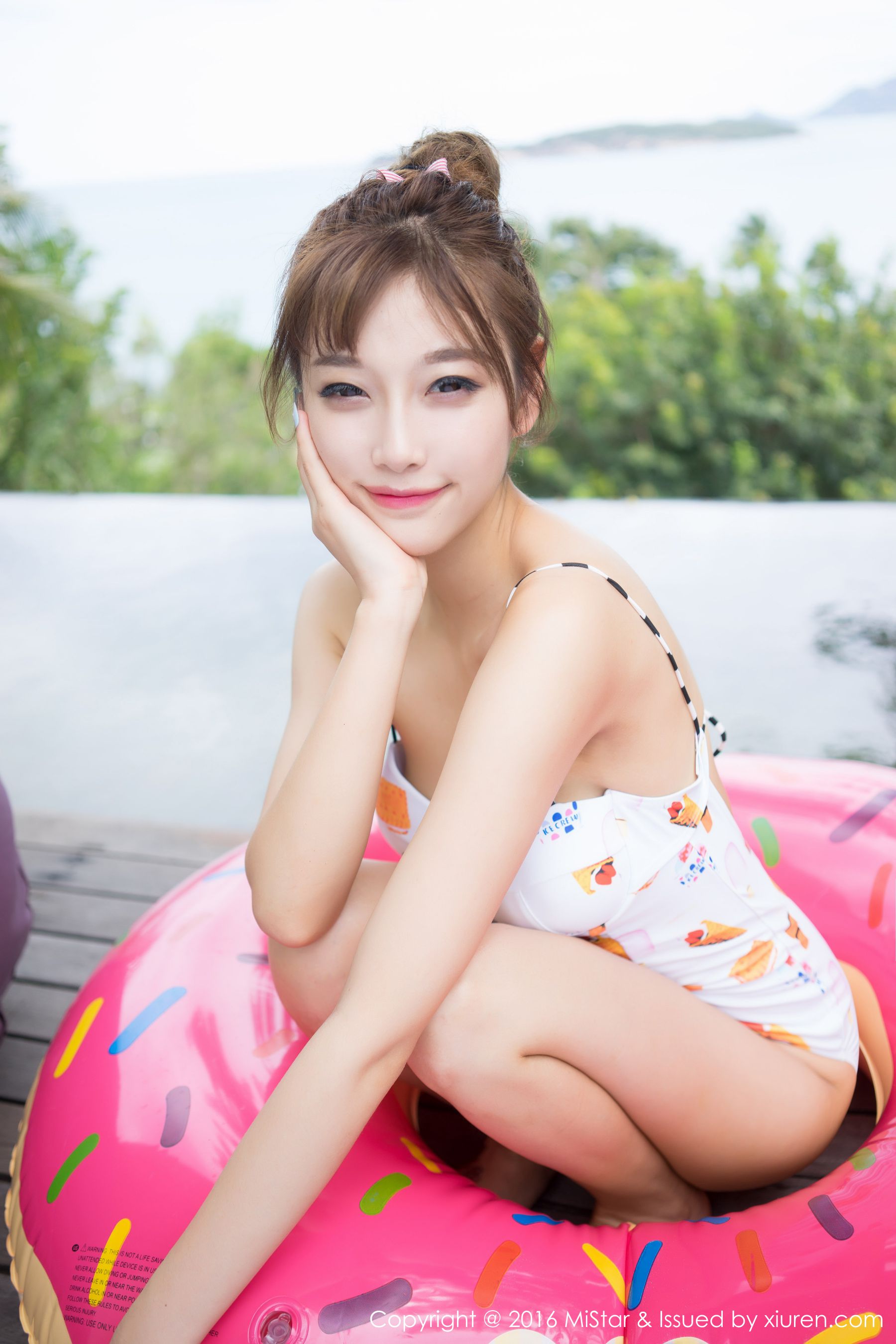 sugar小甜心CC《街拍OL+丝袜撕扯+性感比基尼》  Vol.142-图34