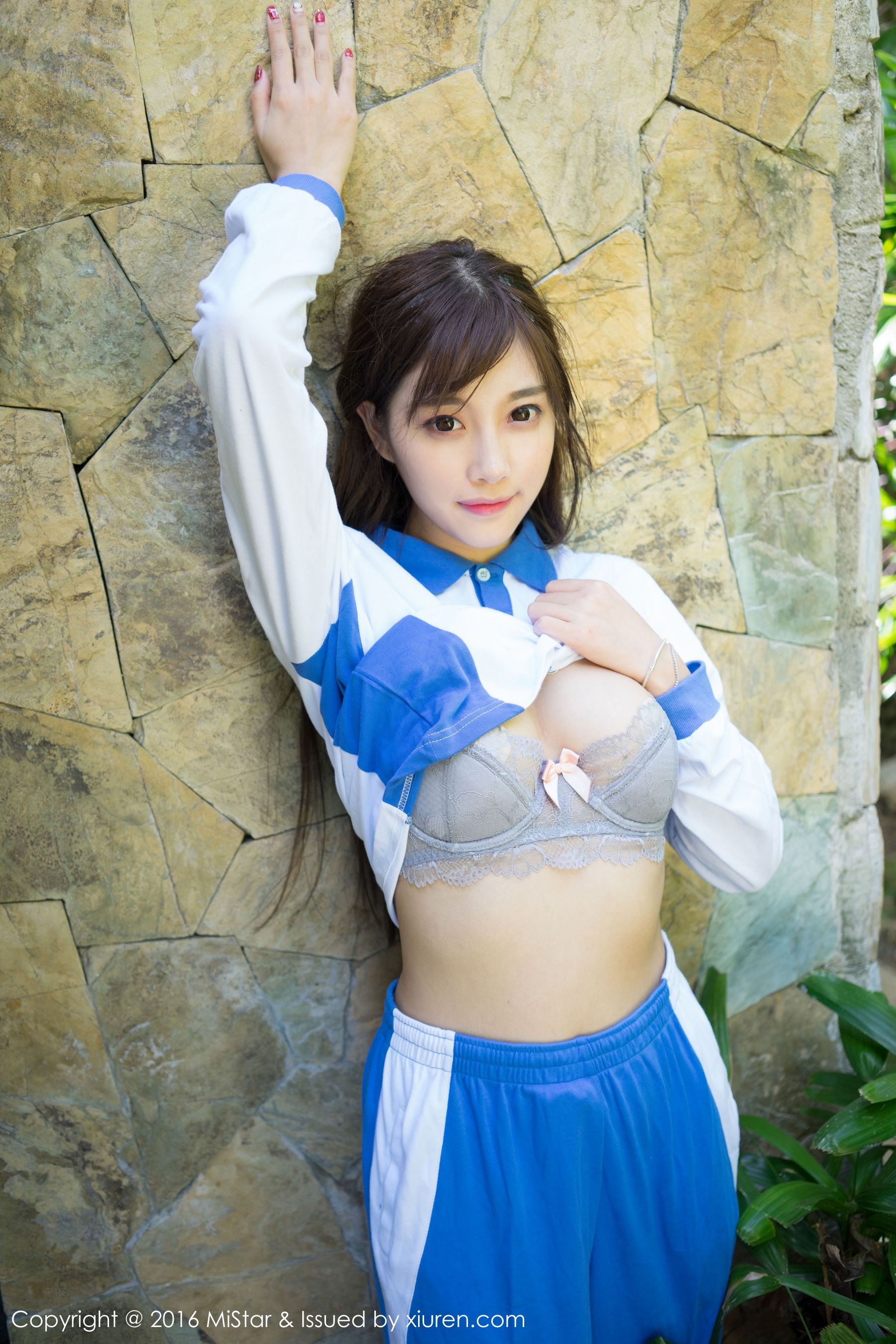 sugar小甜心CC《长滩旅拍》比基尼+校服  Vol.145-图42