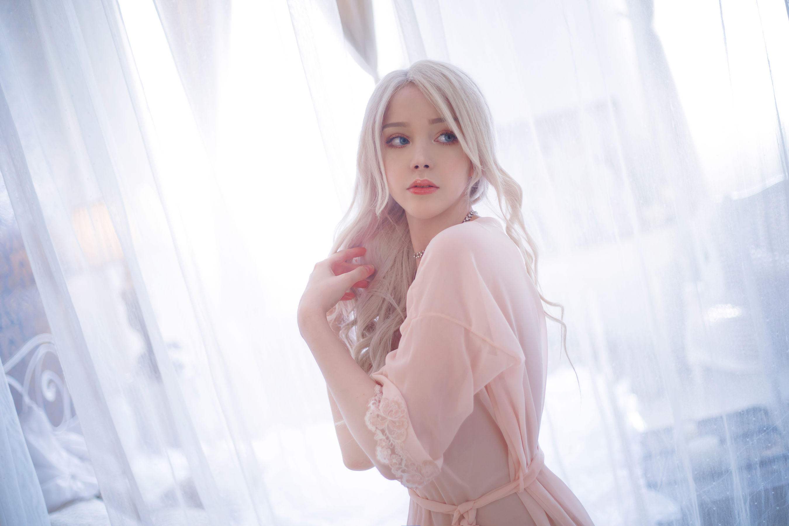 国外美女SayaTheFox - 粉色套裝-图6