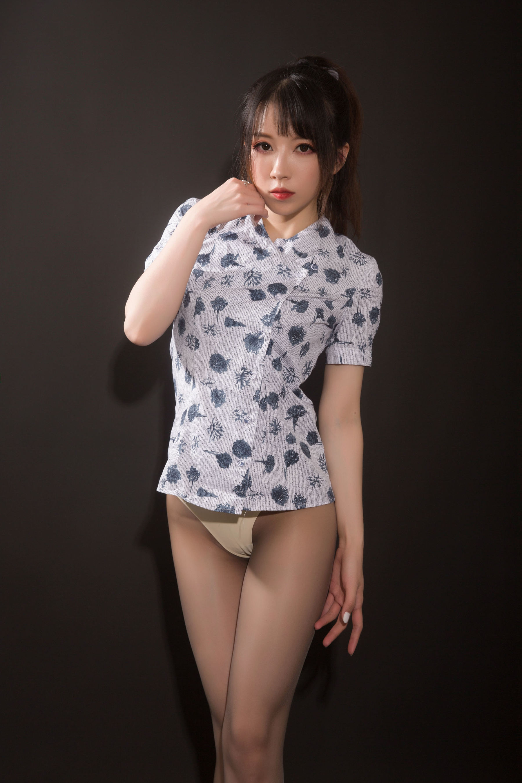 斗鱼主播小女巫露娜 - 东航棚拍-图6