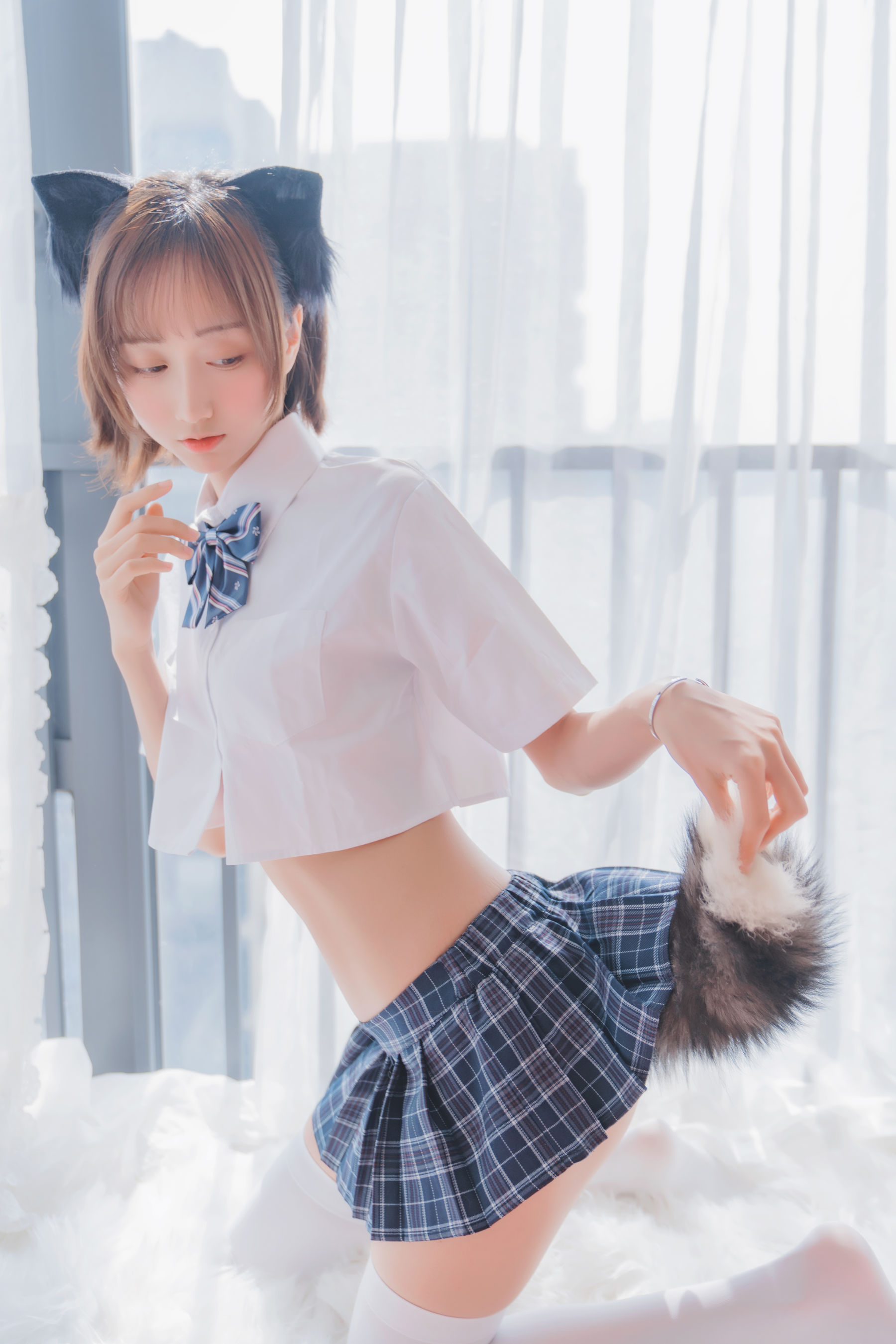 萌系小姐姐木绵绵OwO - 怀中猫-图2