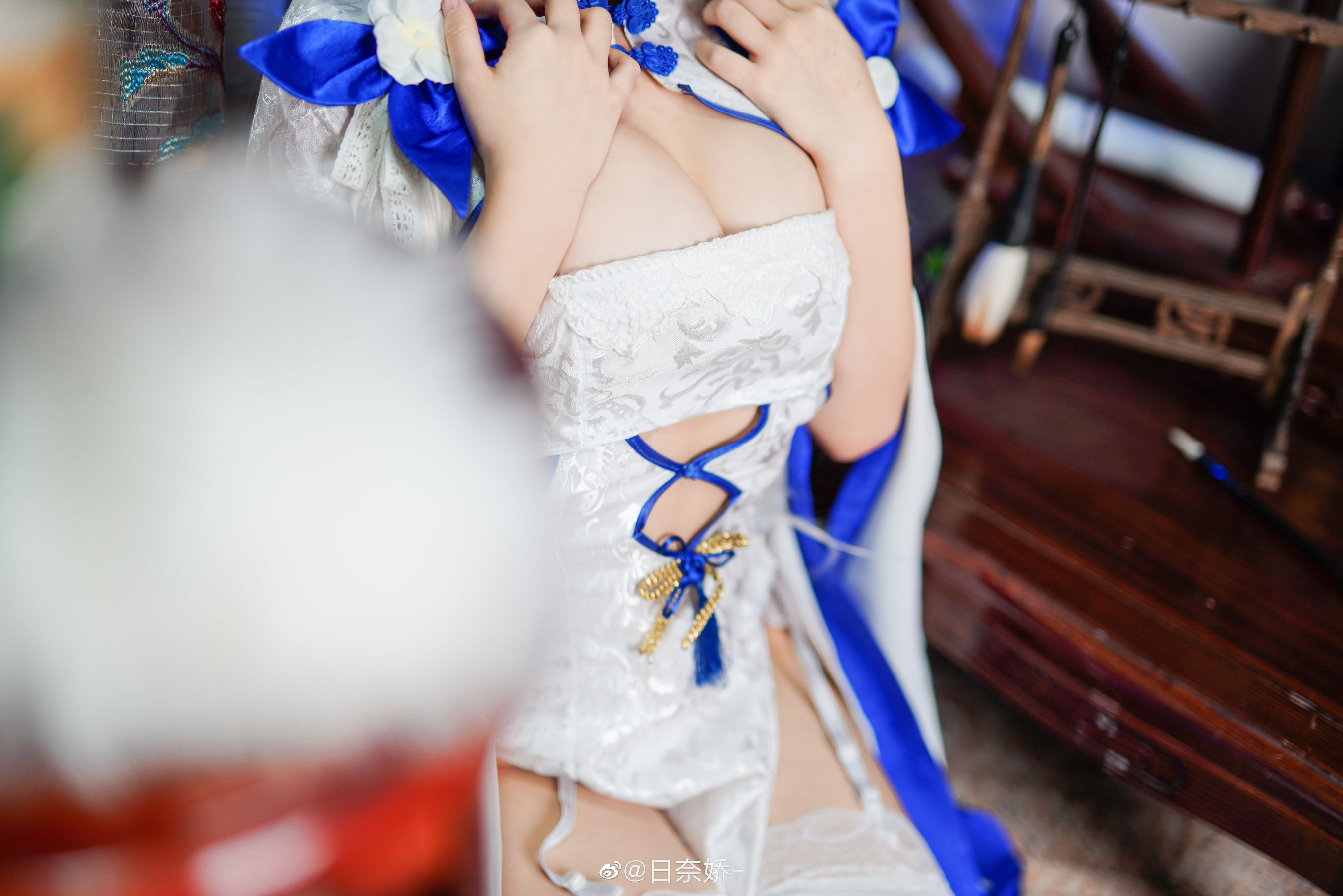 日奈娇 - 光辉旗袍-图0