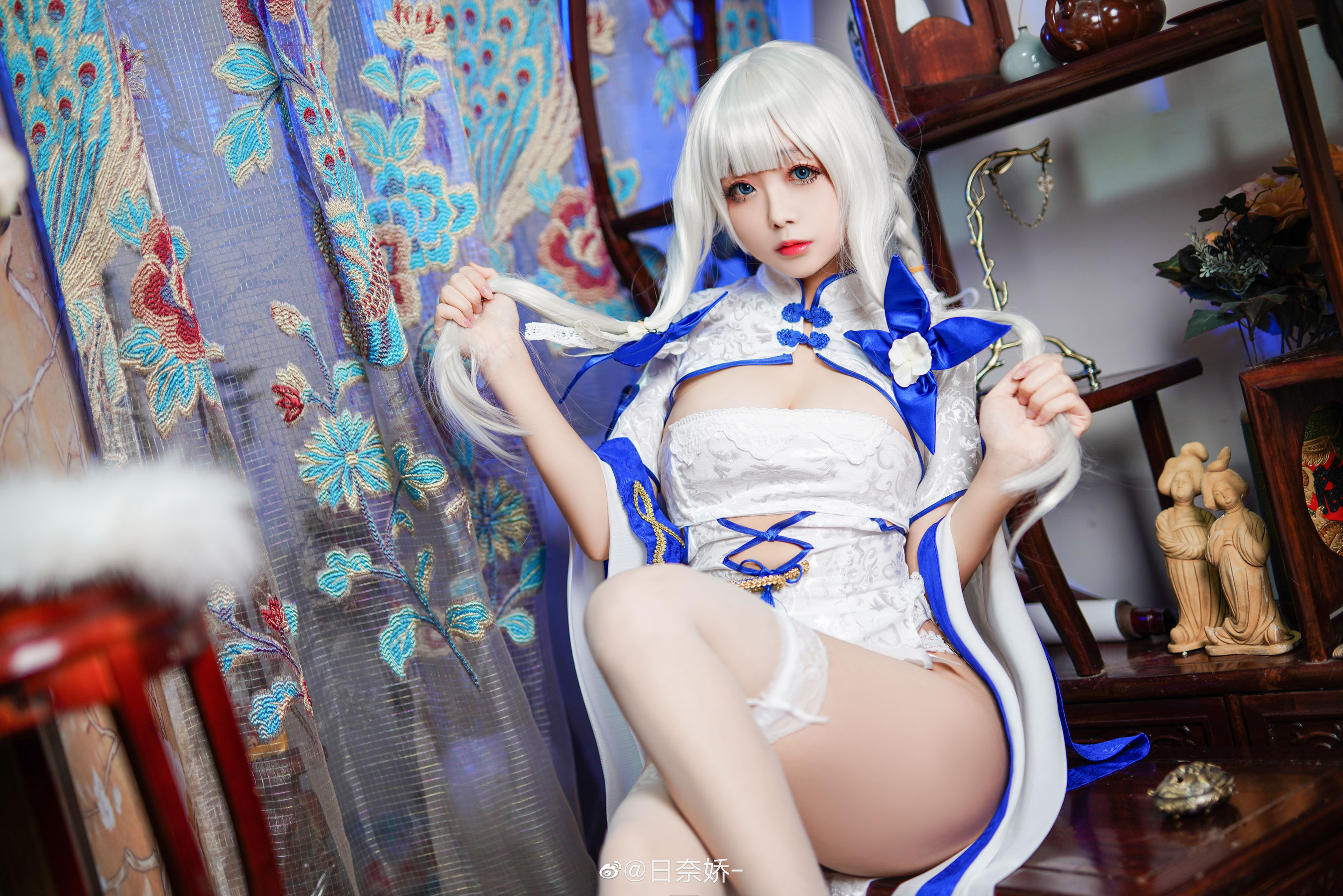 日奈娇 - 光辉旗袍-图1