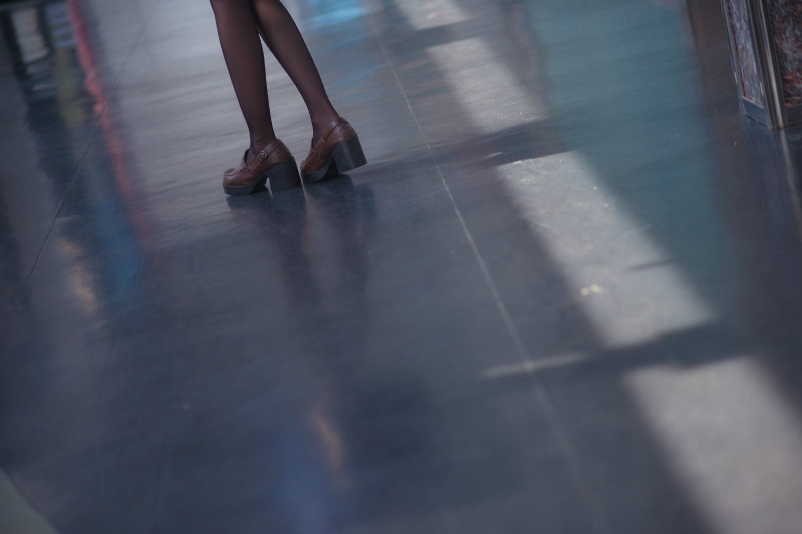 长腿Coser青青子Js - 狂三校服-图1