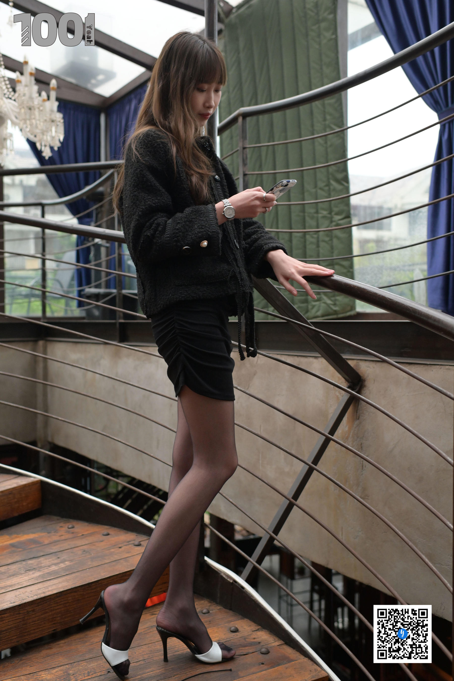 NO.184  草莓《楼梯的拐角处1》-图0