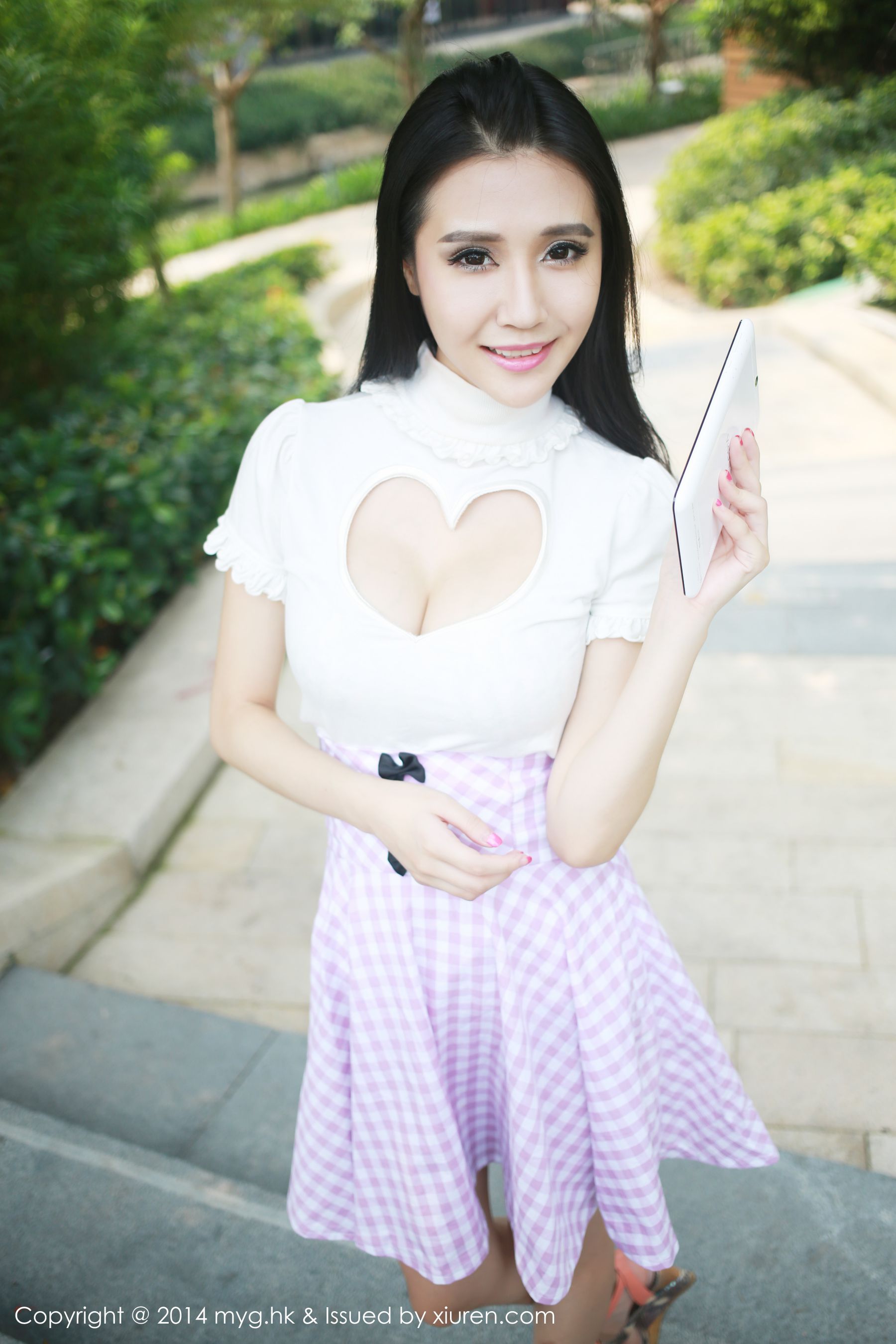 于大小姐AYU《街拍超短裙+可爱内衣》  Vol.018-图8