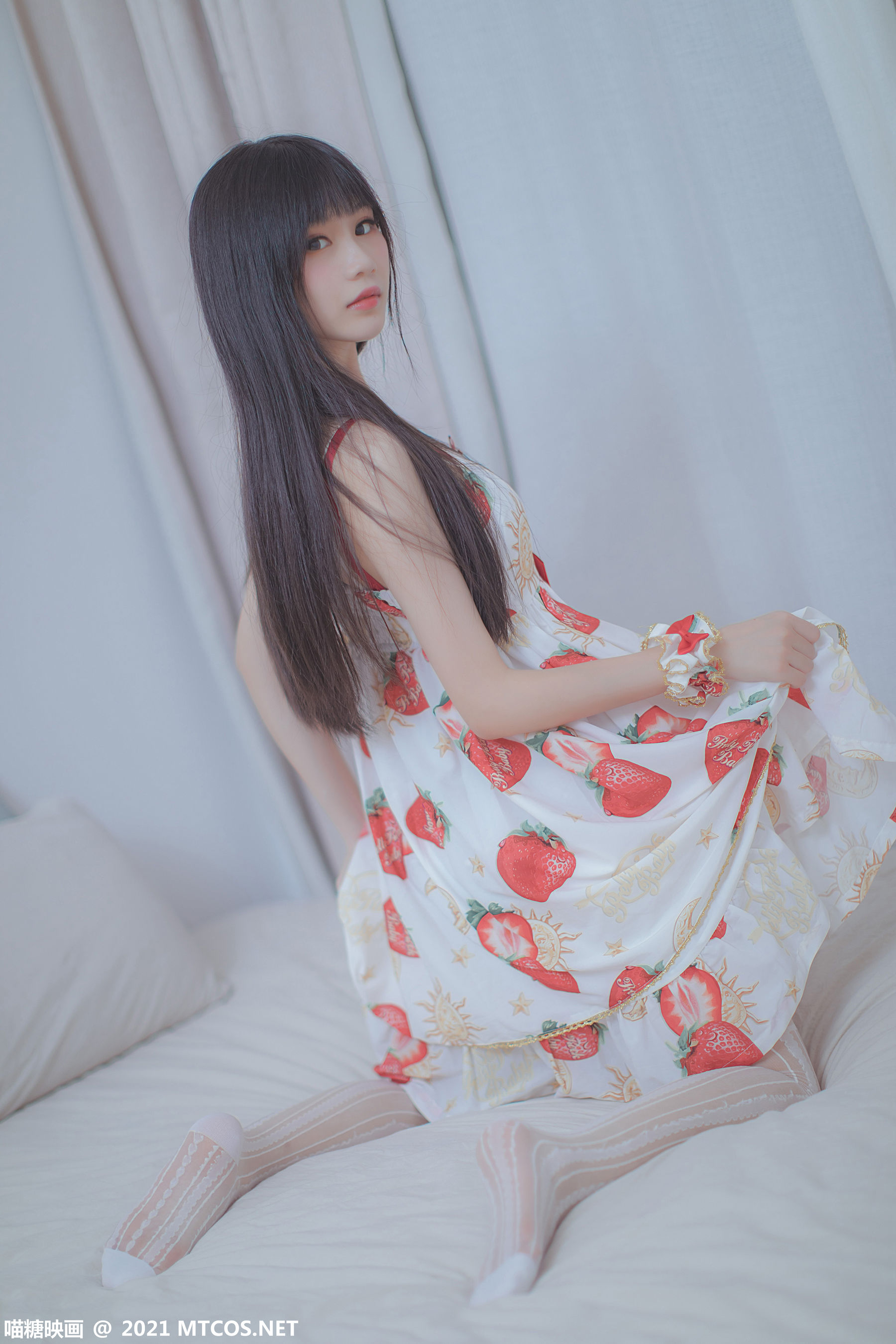 VOL.407 草莓小裙子-图0